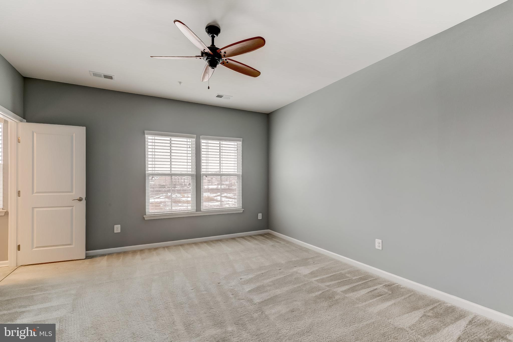 SHELTERED HARBOR - Residential