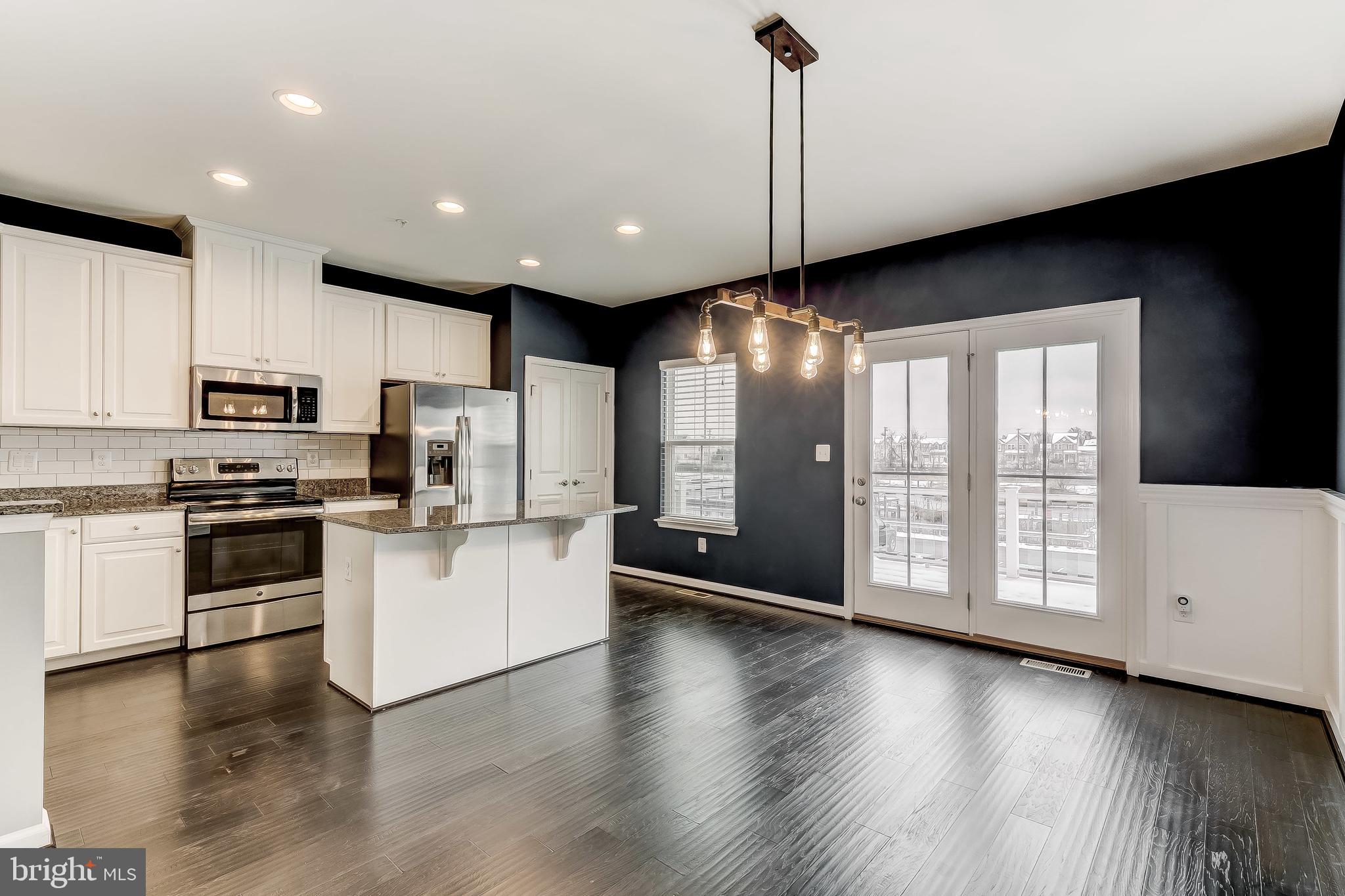 SHELTERED HARBOR - Residential