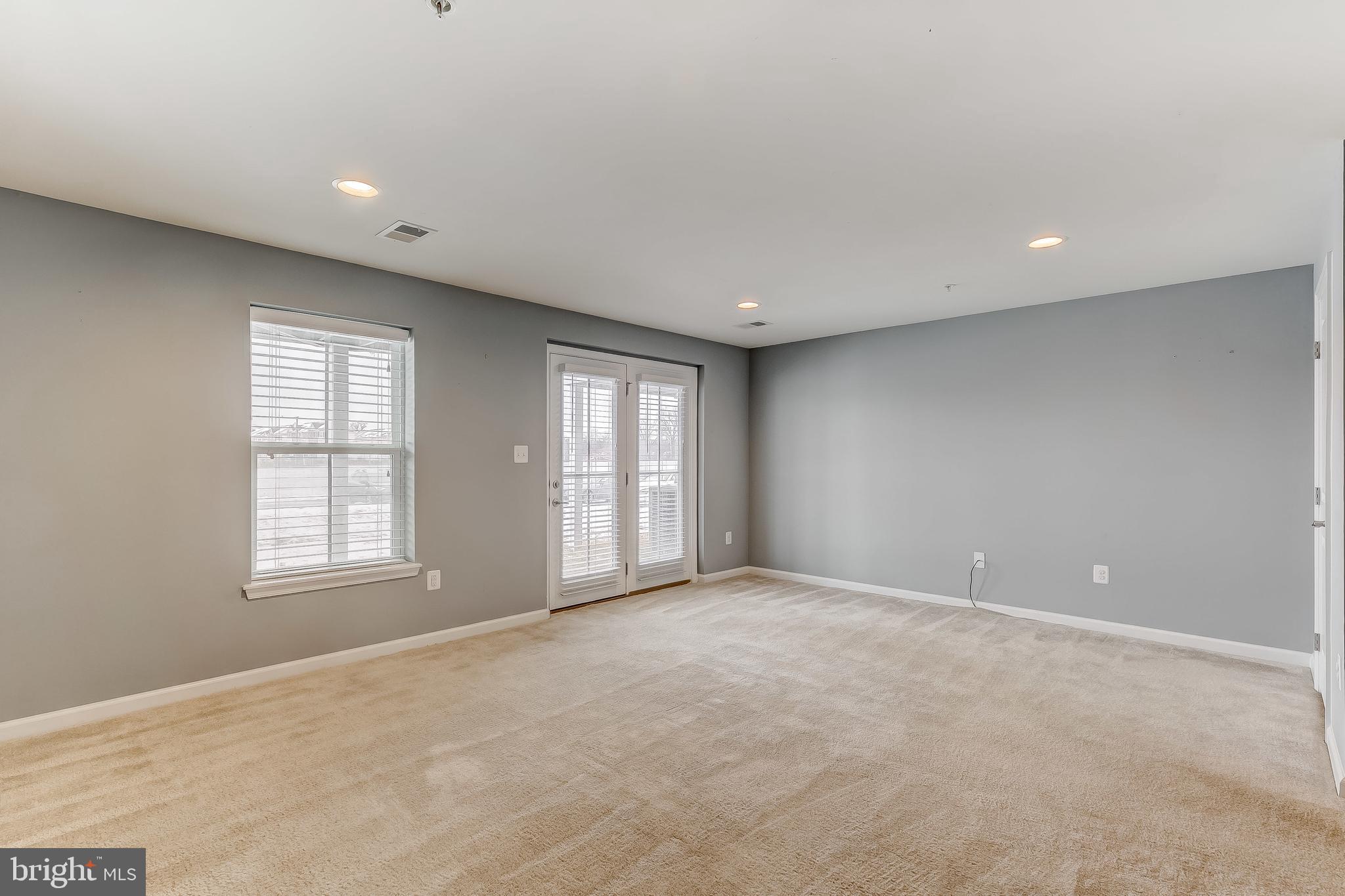 SHELTERED HARBOR - Residential