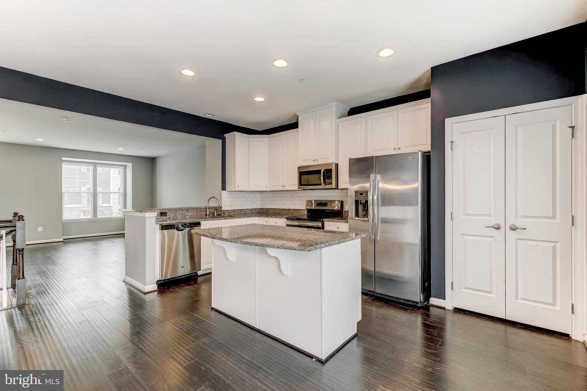 SHELTERED HARBOR - Residential