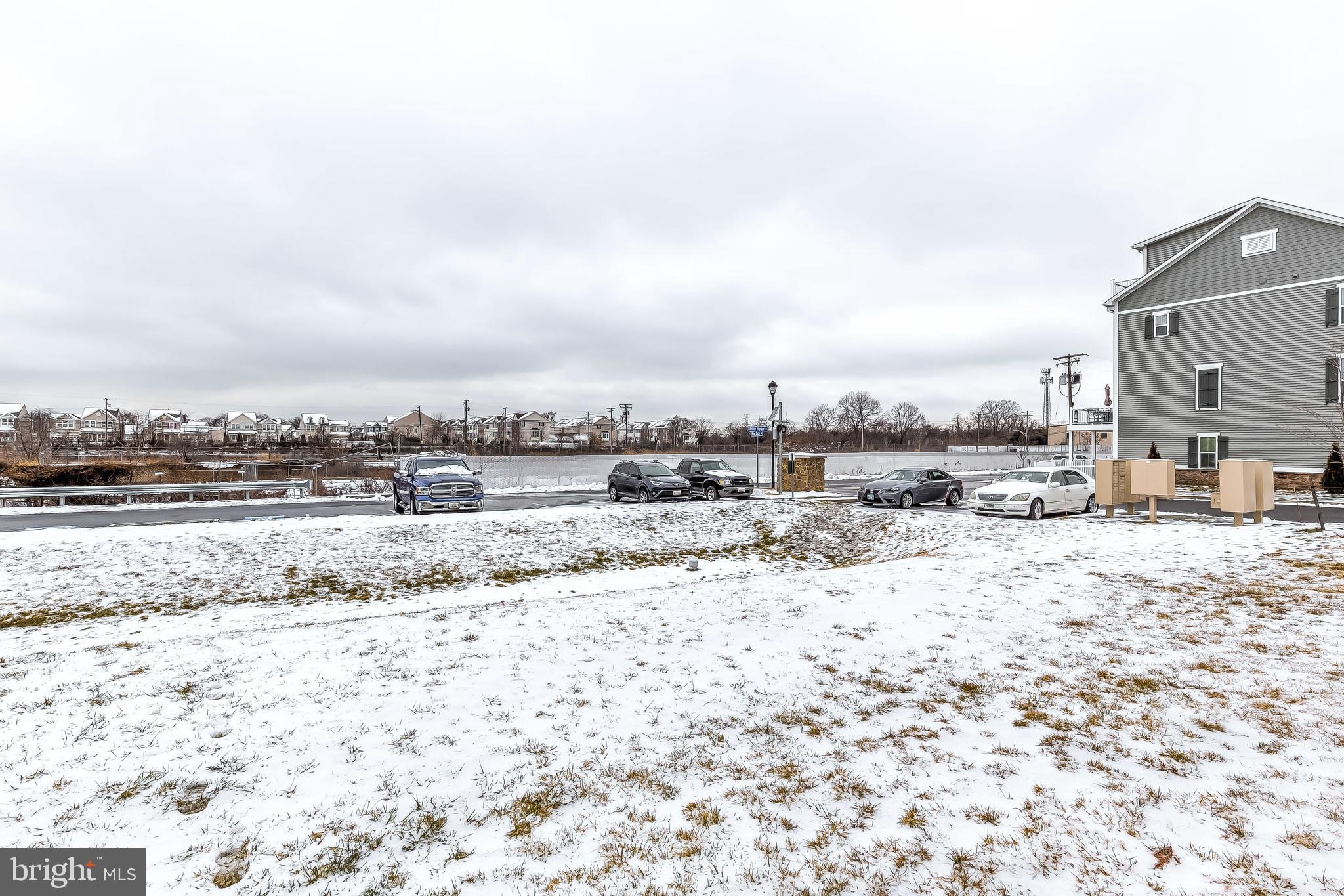 SHELTERED HARBOR - Residential