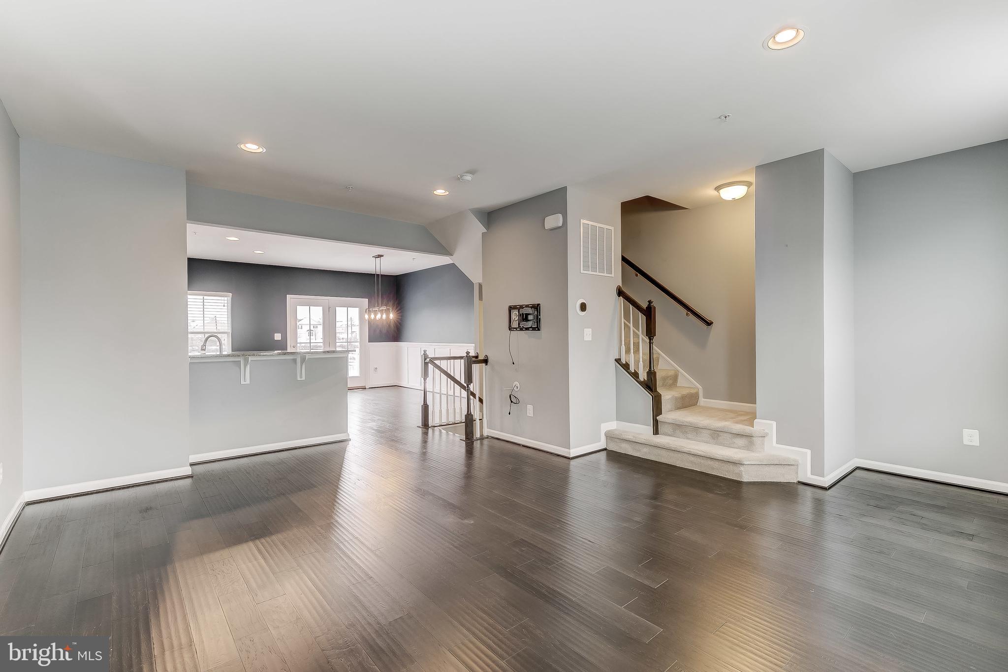 SHELTERED HARBOR - Residential