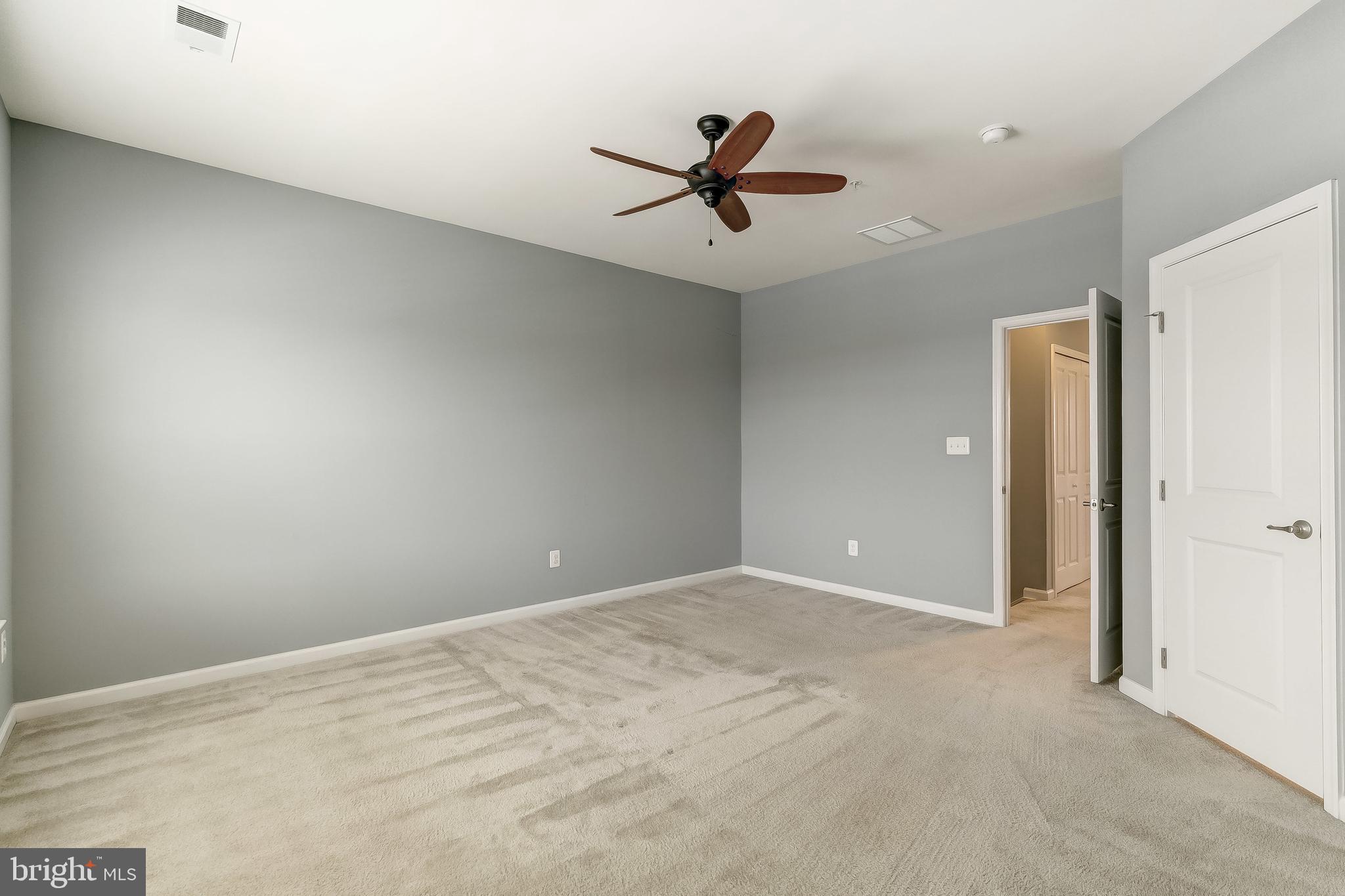 SHELTERED HARBOR - Residential