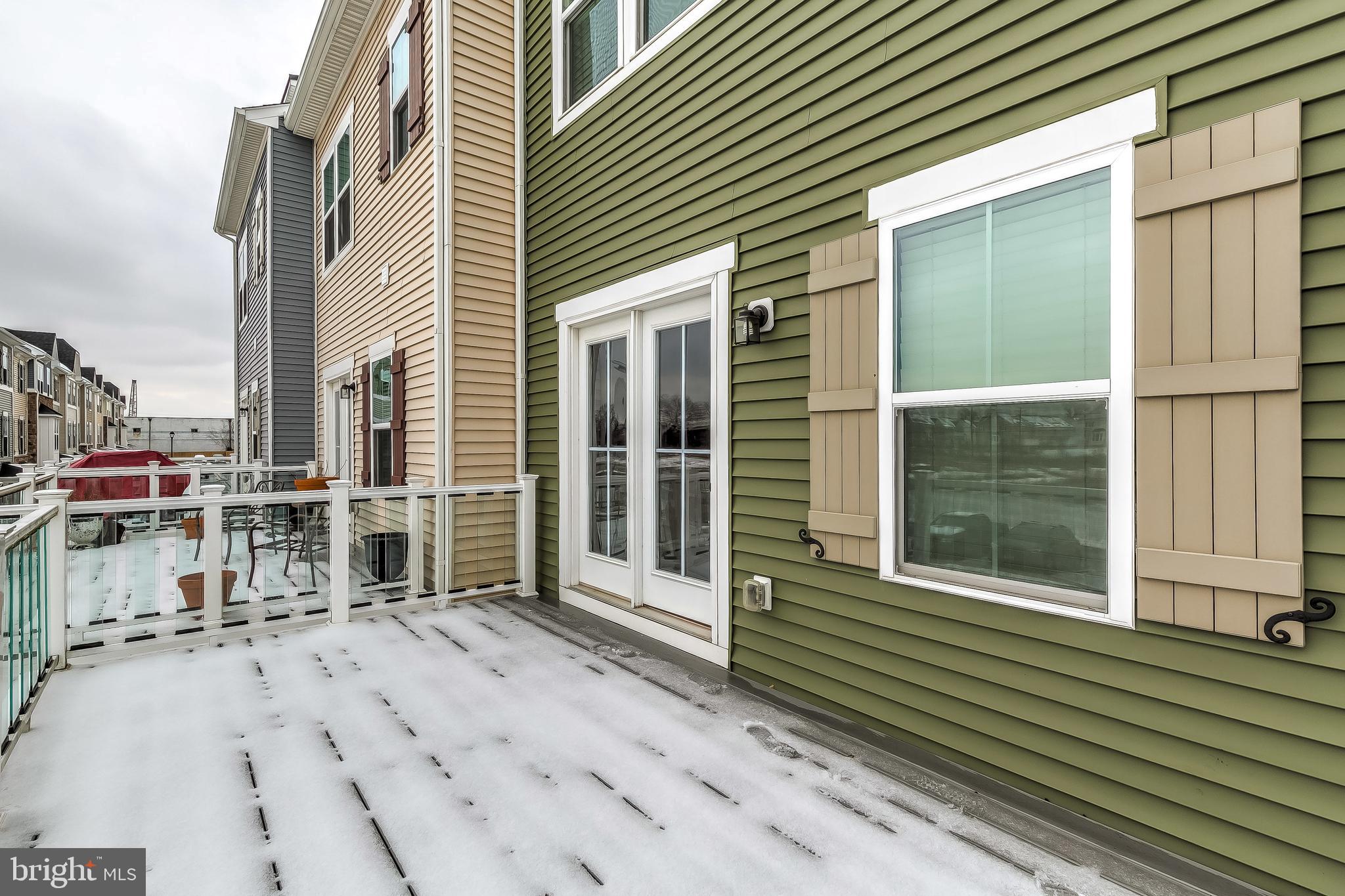 SHELTERED HARBOR - Residential