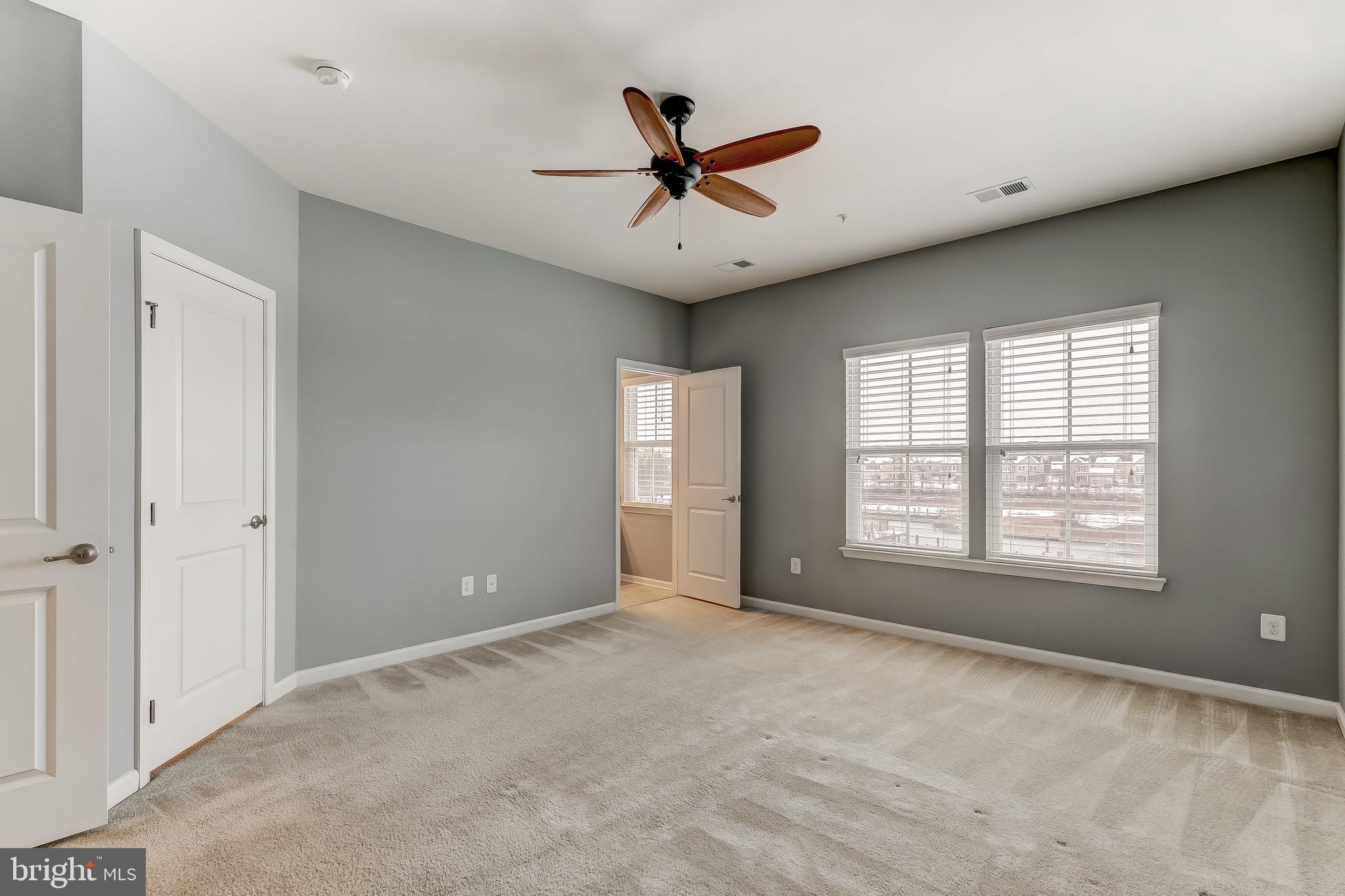 SHELTERED HARBOR - Residential