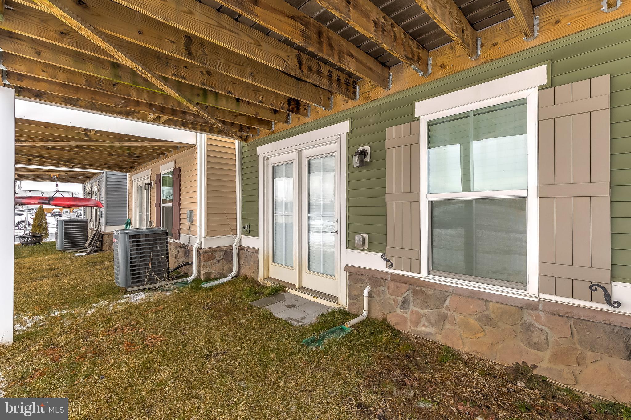 SHELTERED HARBOR - Residential