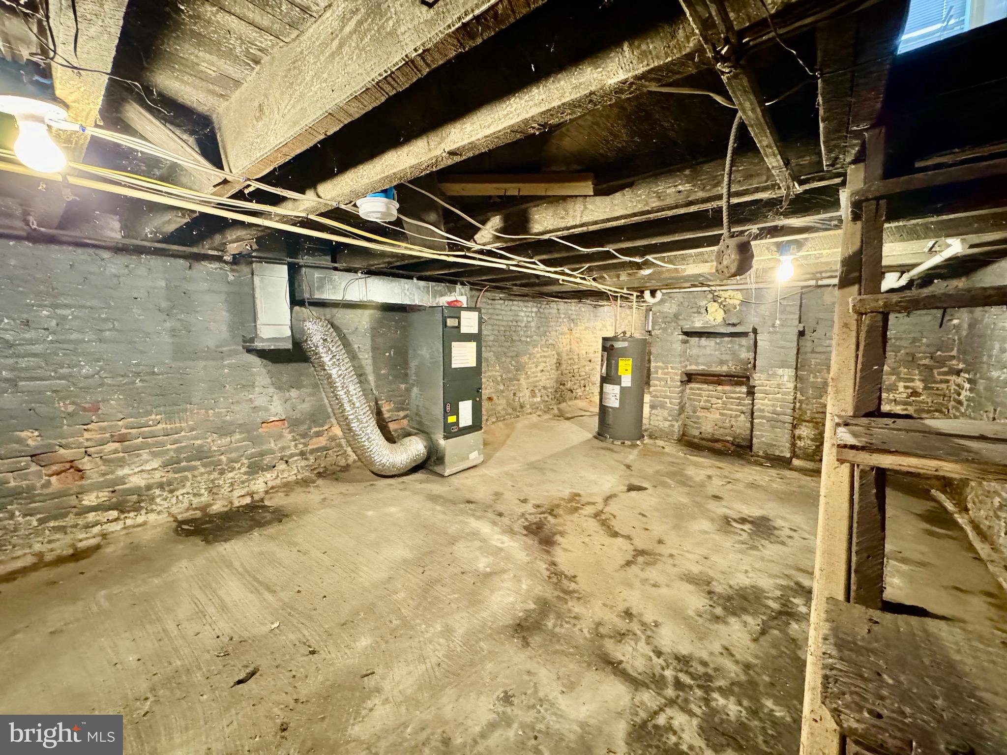 MONDAWMIN - Residential