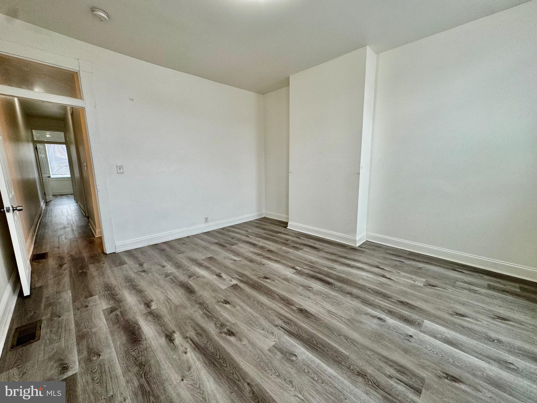 MONDAWMIN - Residential