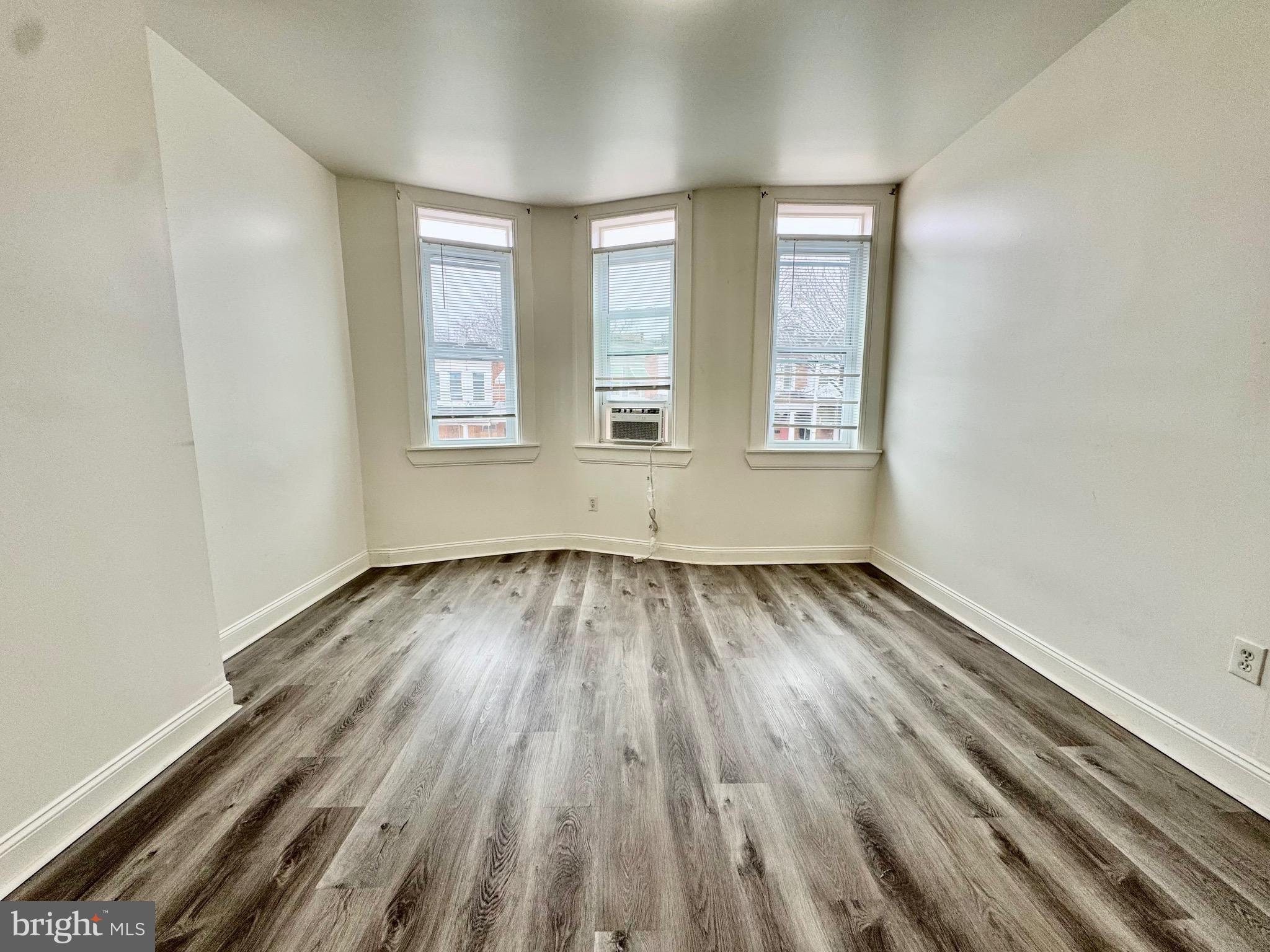 MONDAWMIN - Residential