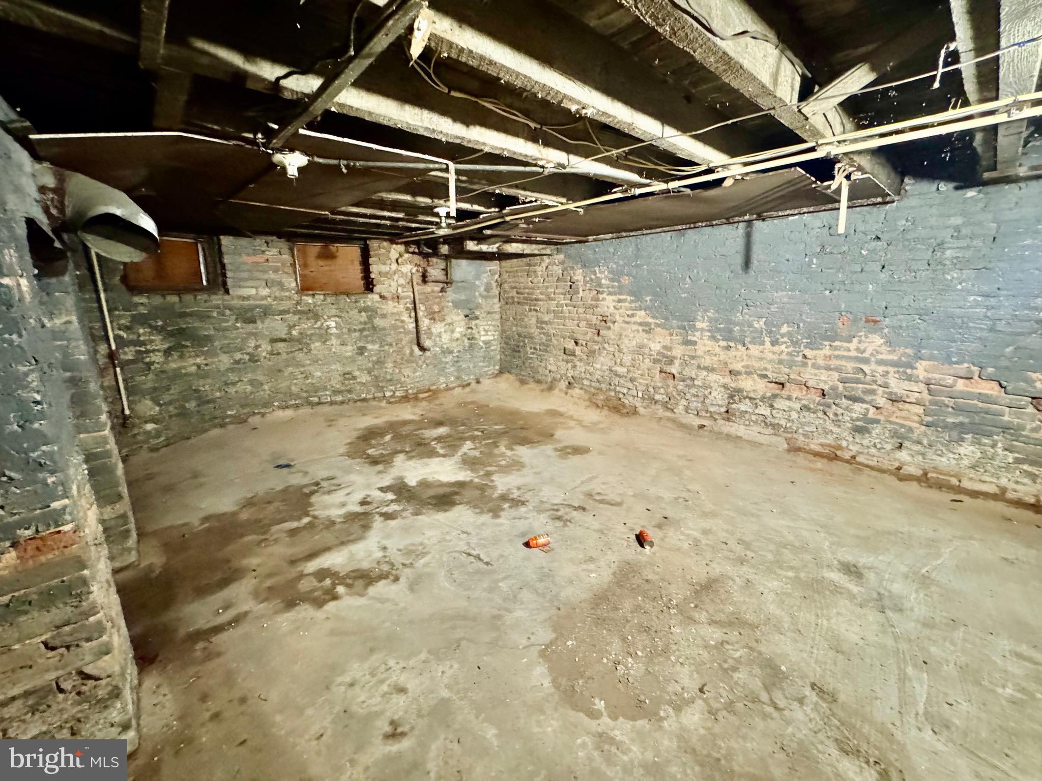 MONDAWMIN - Residential