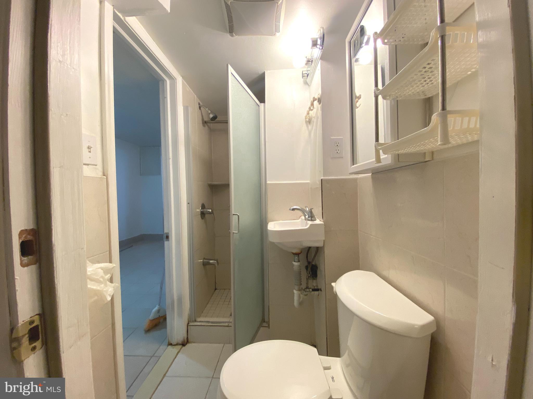 MARCONI PARK EAST - Residential Lease