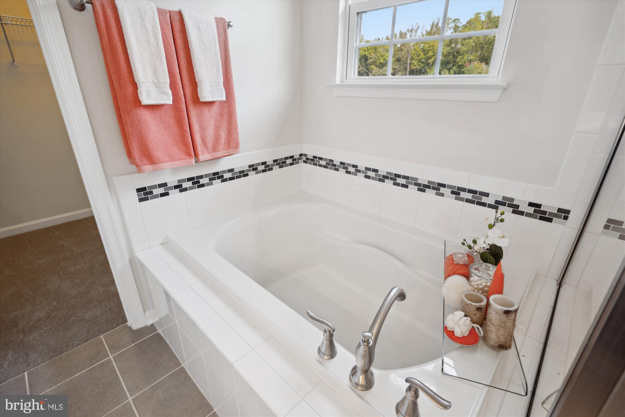 FAIRWOOD - Residential