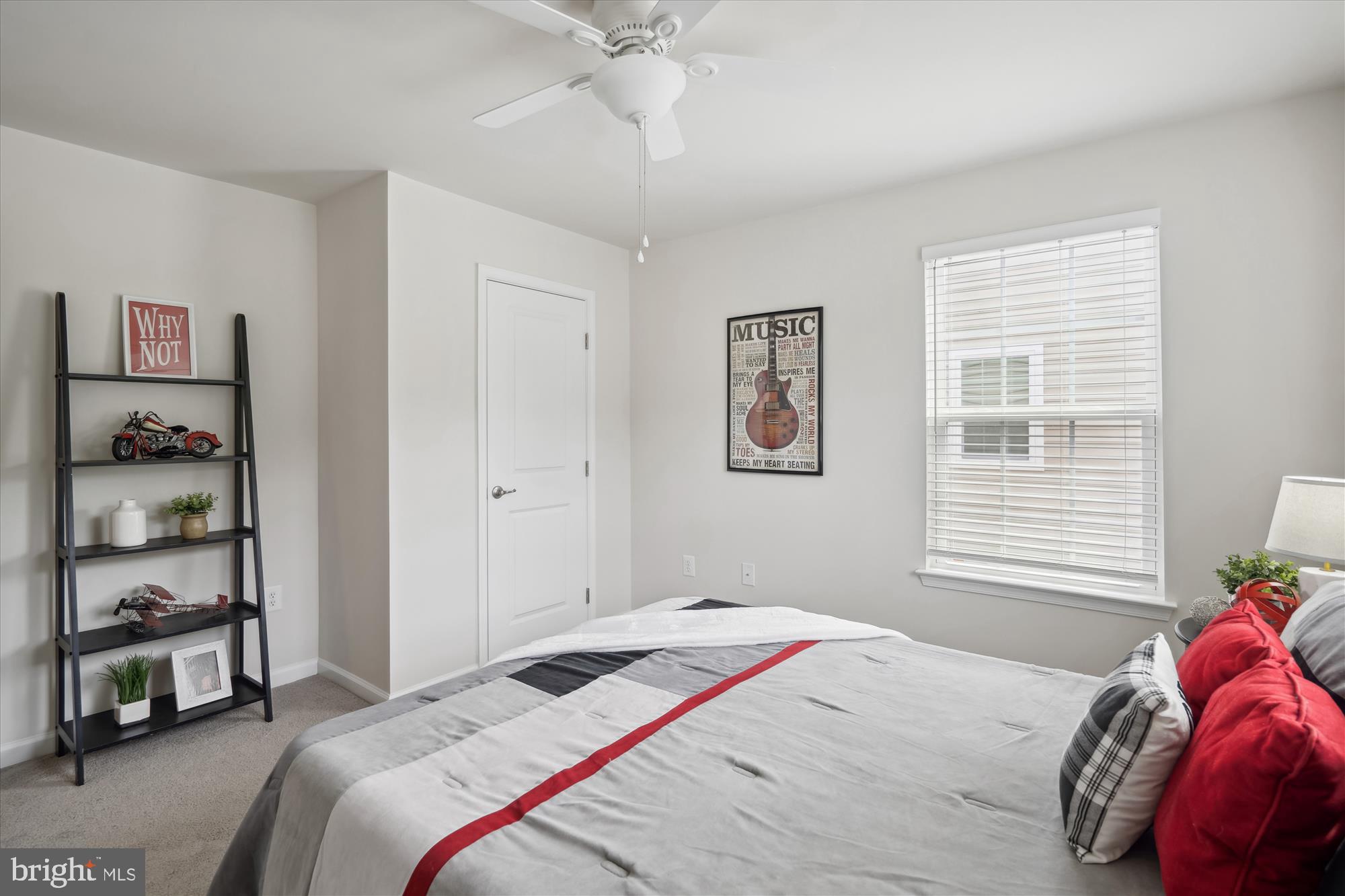 FAIRWOOD - Residential