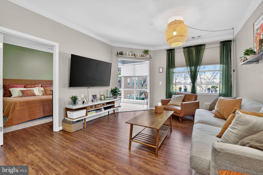 Welcome to 23 Pierside Dr #215 — where effortless city living meets waterfront charm in the heart of Federal Hill. This beautifully updated condo offers a spacious, open floor plan filled with natural light, creating a warm and inviting atmosphere from the moment you walk in.
The freshly remodeled full-size kitchen is ready to impress, featuring newer appliances, modern finishes, and plenty of space to cook, entertain, or simply enjoy your morning coffee. Seamlessly connected by stylish LVP flooring, the dining and living areas flow perfectly into a bright sunroom — an ideal flex space for a home office, reading nook, or bonus lounge with a view.
The oversized bedroom is a true retreat, offering a generous walk-in closet, additional storage space, and room for a king-sized bed, dressers, and even a desk setup without feeling cramped. The recently renovated bathroom adds a fresh, modern touch, while the brand new in-unit laundry area brings everyday convenience right to your fingertips.
Harborview is known for its unbeatable location and lifestyle-driven amenities. Positioned right on the water’s edge, residents enjoy 24-hour concierge service, covered parking, a resort-style outdoor pool, a fully equipped fitness center, and a beautifully maintained courtyard with grilling areas — perfect for relaxing or entertaining. And yes, your furry friends are welcome too.
All of this, wrapped into a truly maintenance-free lifestyle, just steps from the best of the city. Whether you're heading to Locust Point, McHenry Row, or the Financial District, everything you need is right outside your door. Plus, with quick access to I-95, commuting in and out of the city is as smooth as it gets.
If you’ve been waiting for that perfect blend of space, style, and location — this is it.