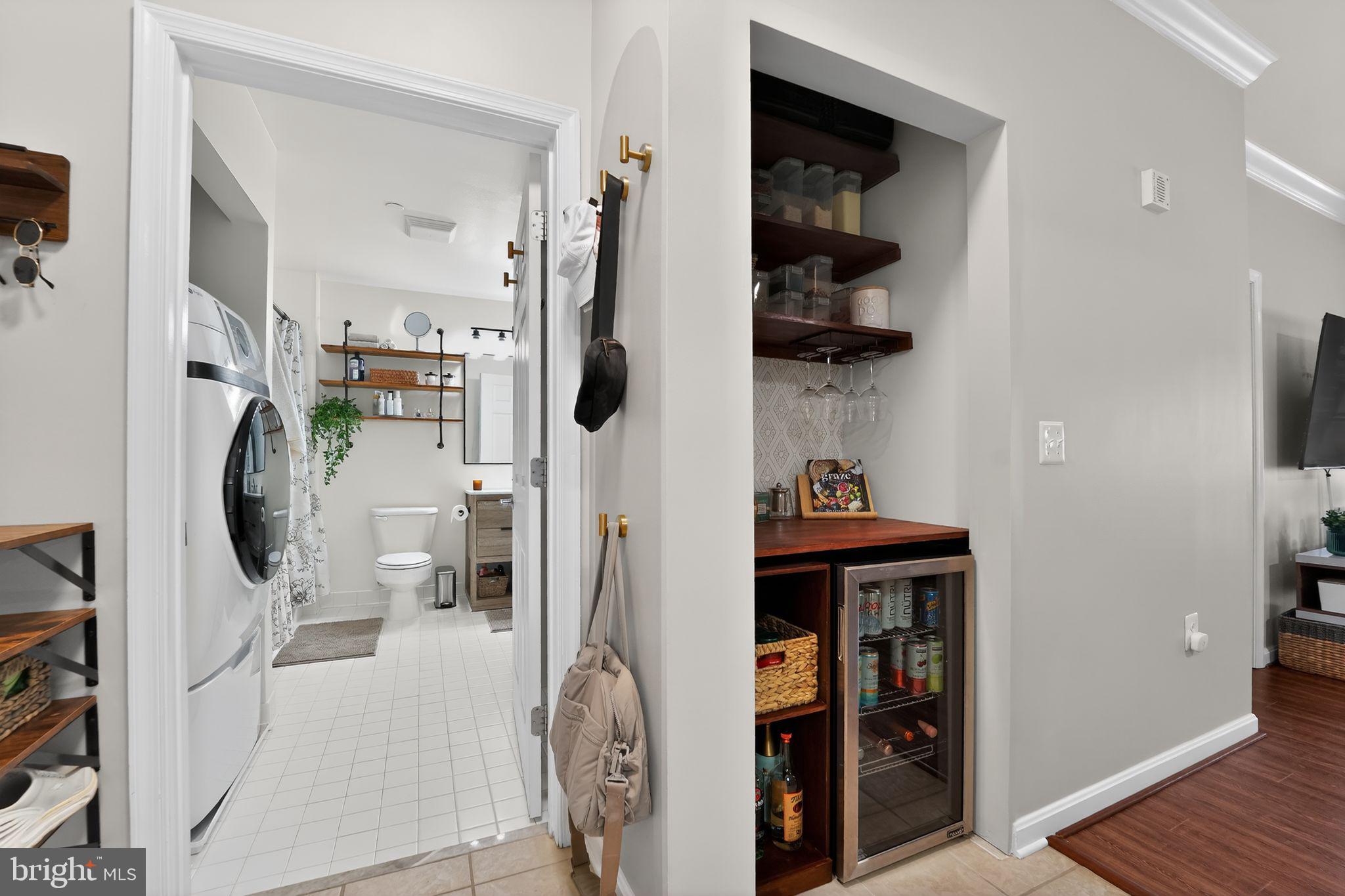 PIERSIDE AT HARBORVIEW - Residential