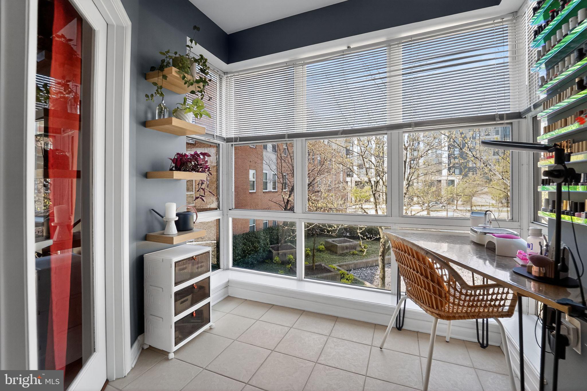 PIERSIDE AT HARBORVIEW - Residential