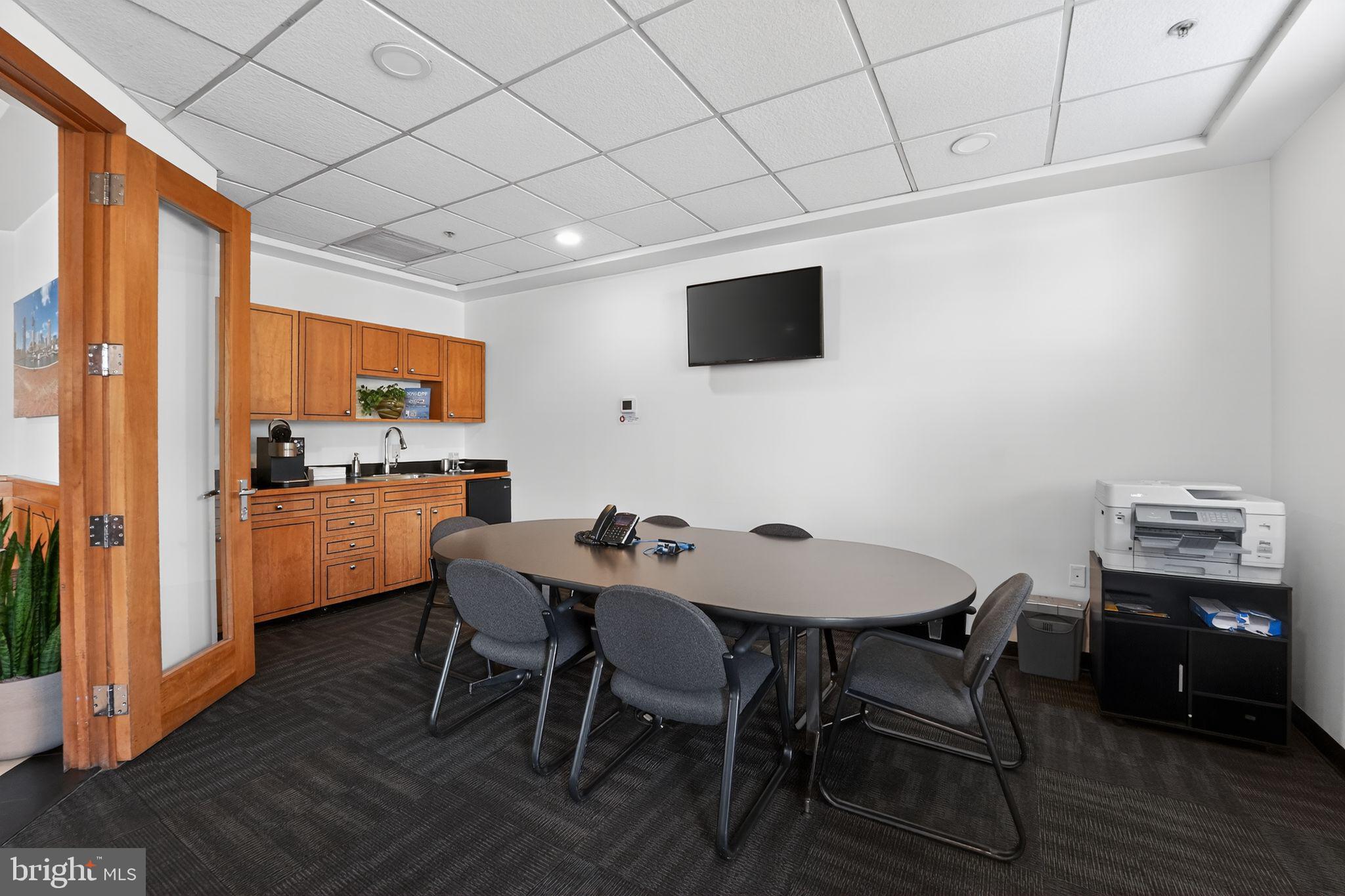 PIERSIDE AT HARBORVIEW - Residential