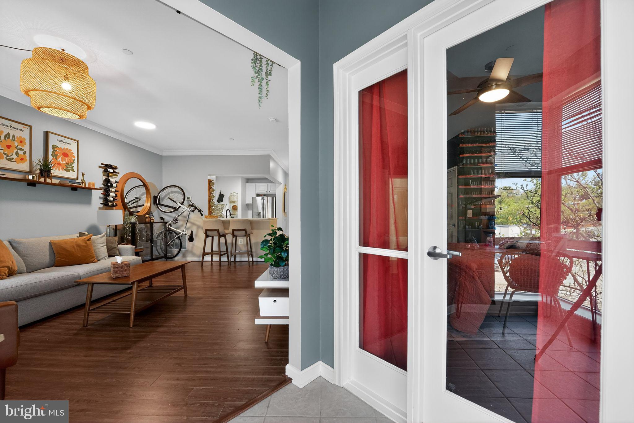 PIERSIDE AT HARBORVIEW - Residential