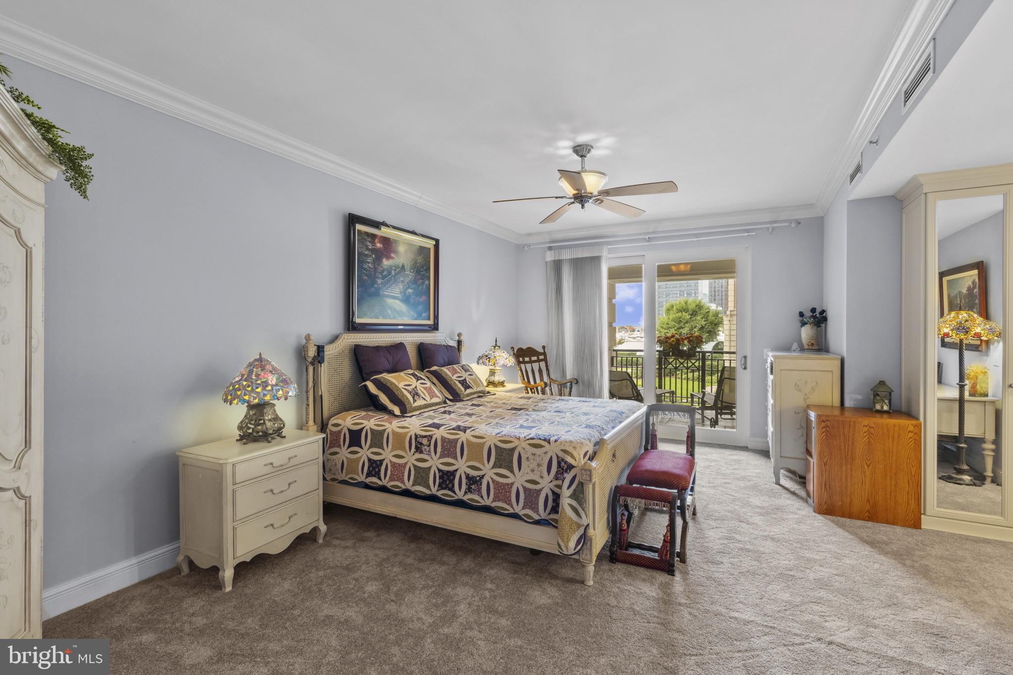 THE RITZ-CARLTON RESIDENCES - Residential