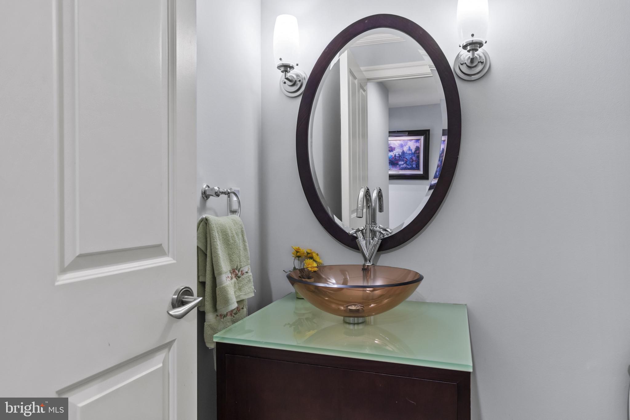 THE RITZ-CARLTON RESIDENCES - Residential