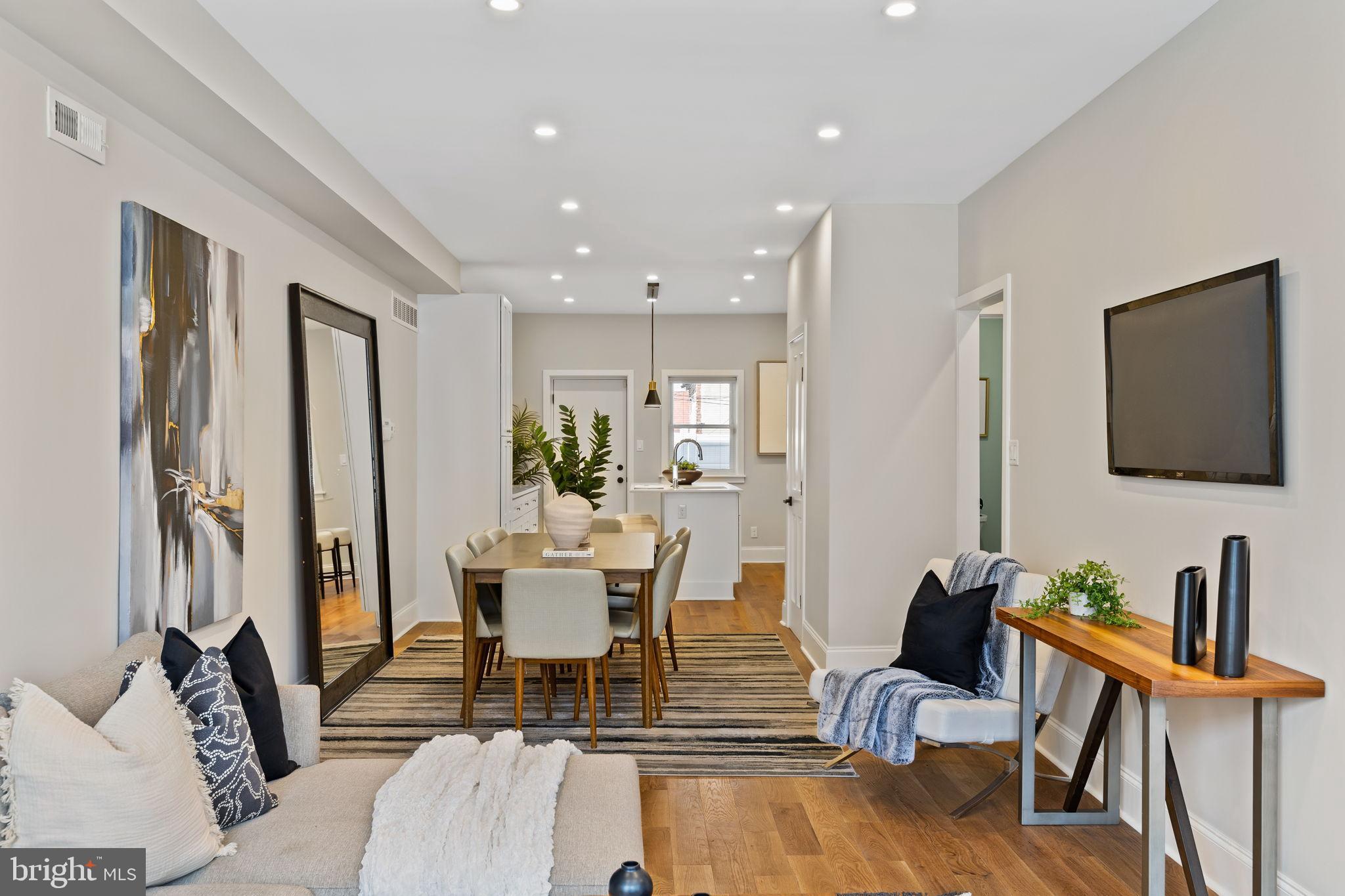 POINT BREEZE - Residential