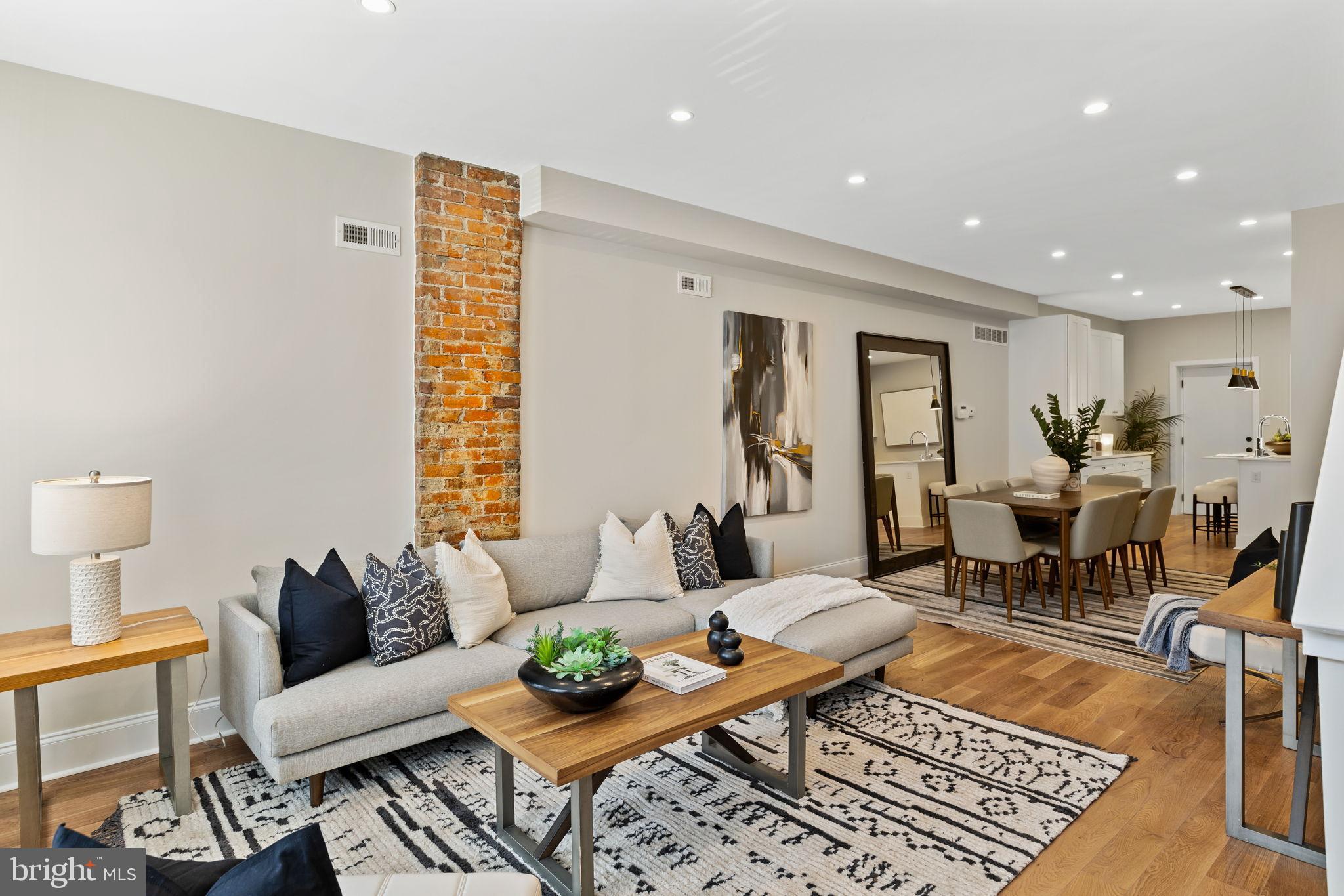 POINT BREEZE - Residential