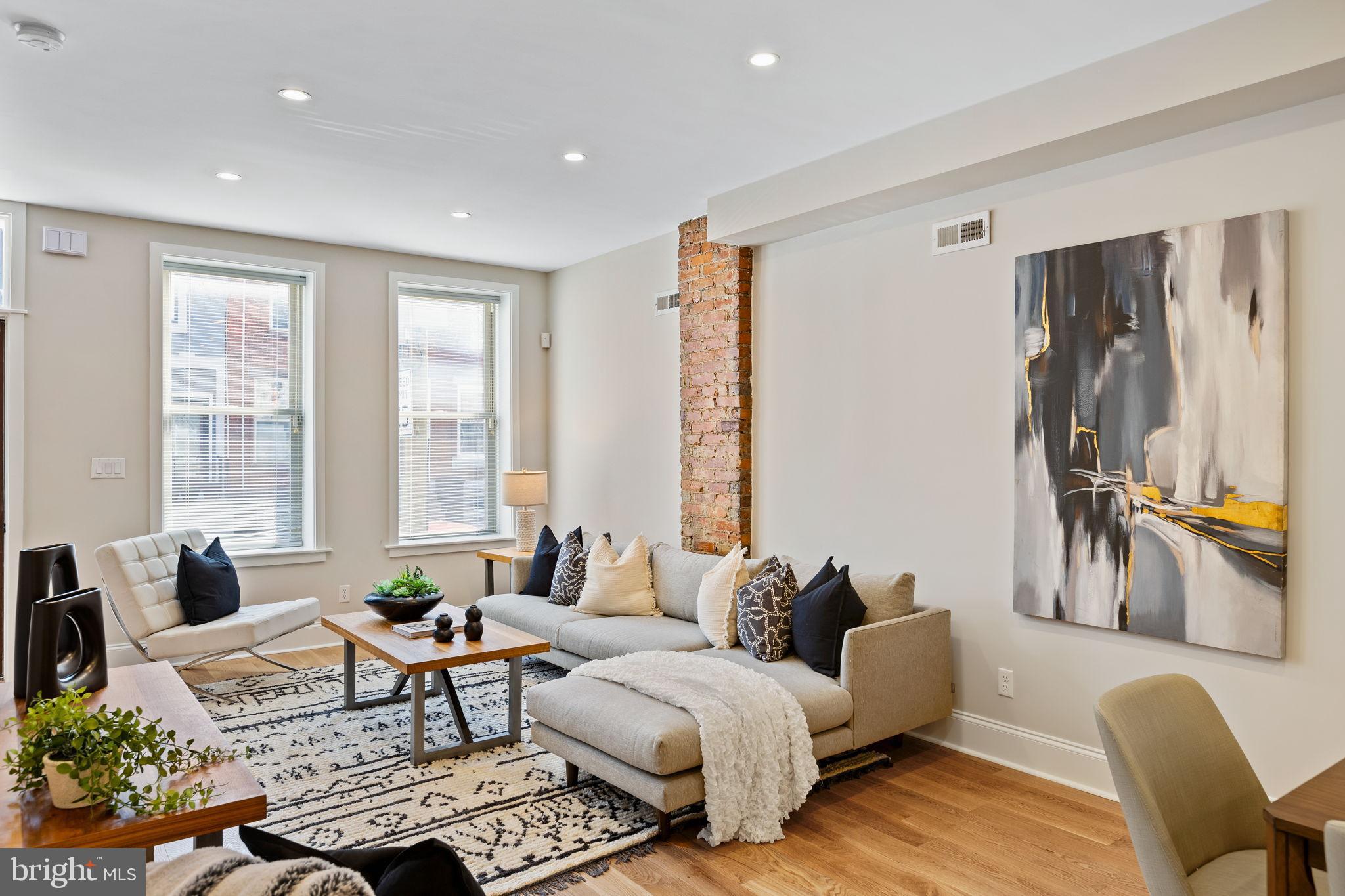 POINT BREEZE - Residential