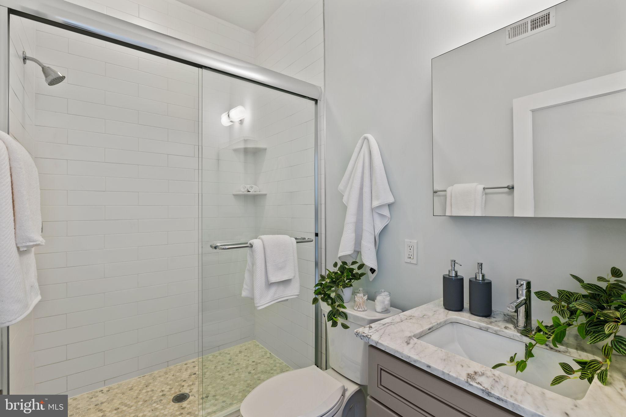 POINT BREEZE - Residential