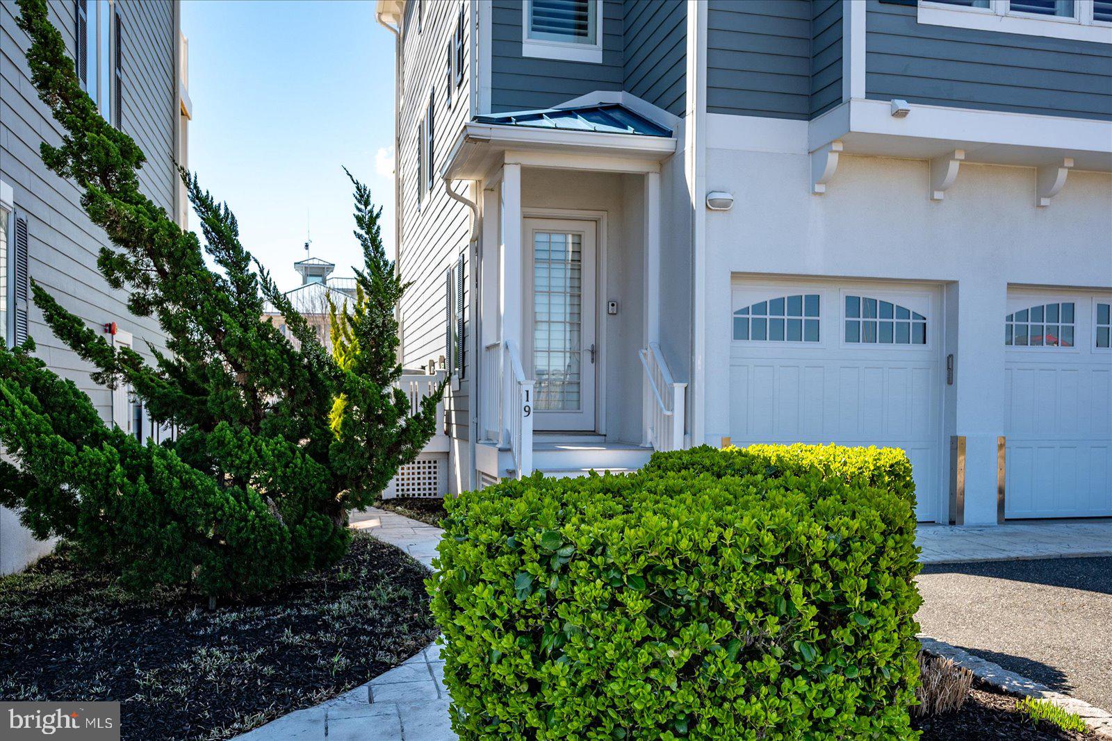 ESTATES AT INLET ISLE - Residential