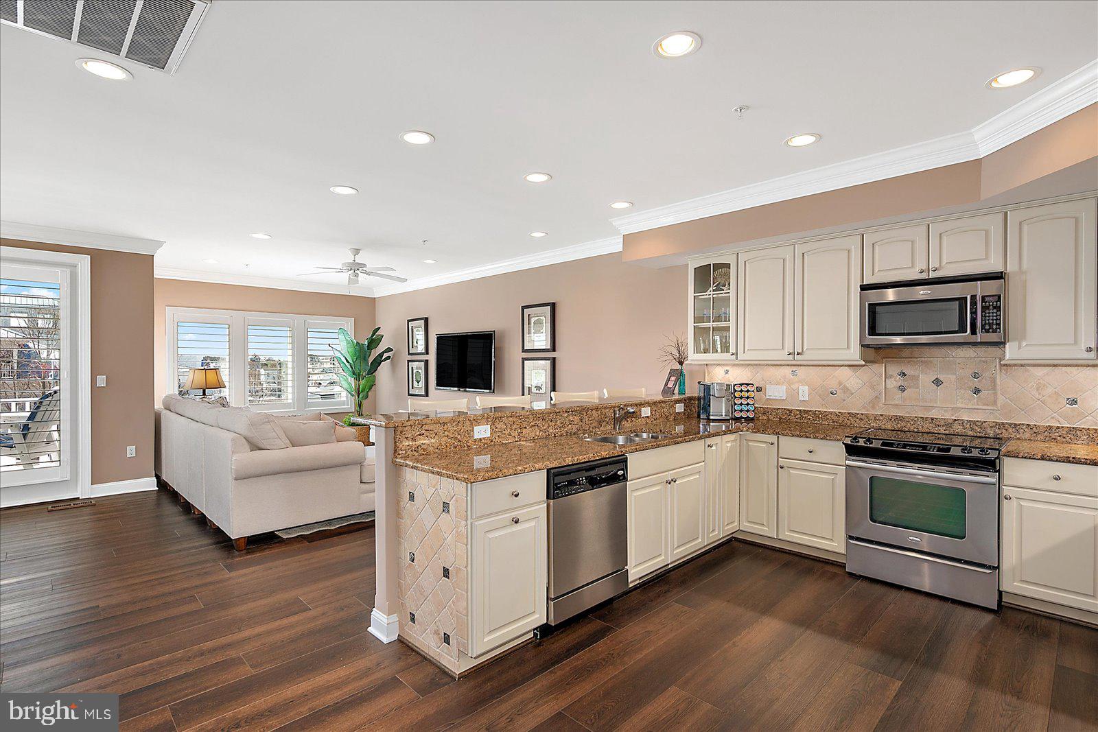 ESTATES AT INLET ISLE - Residential