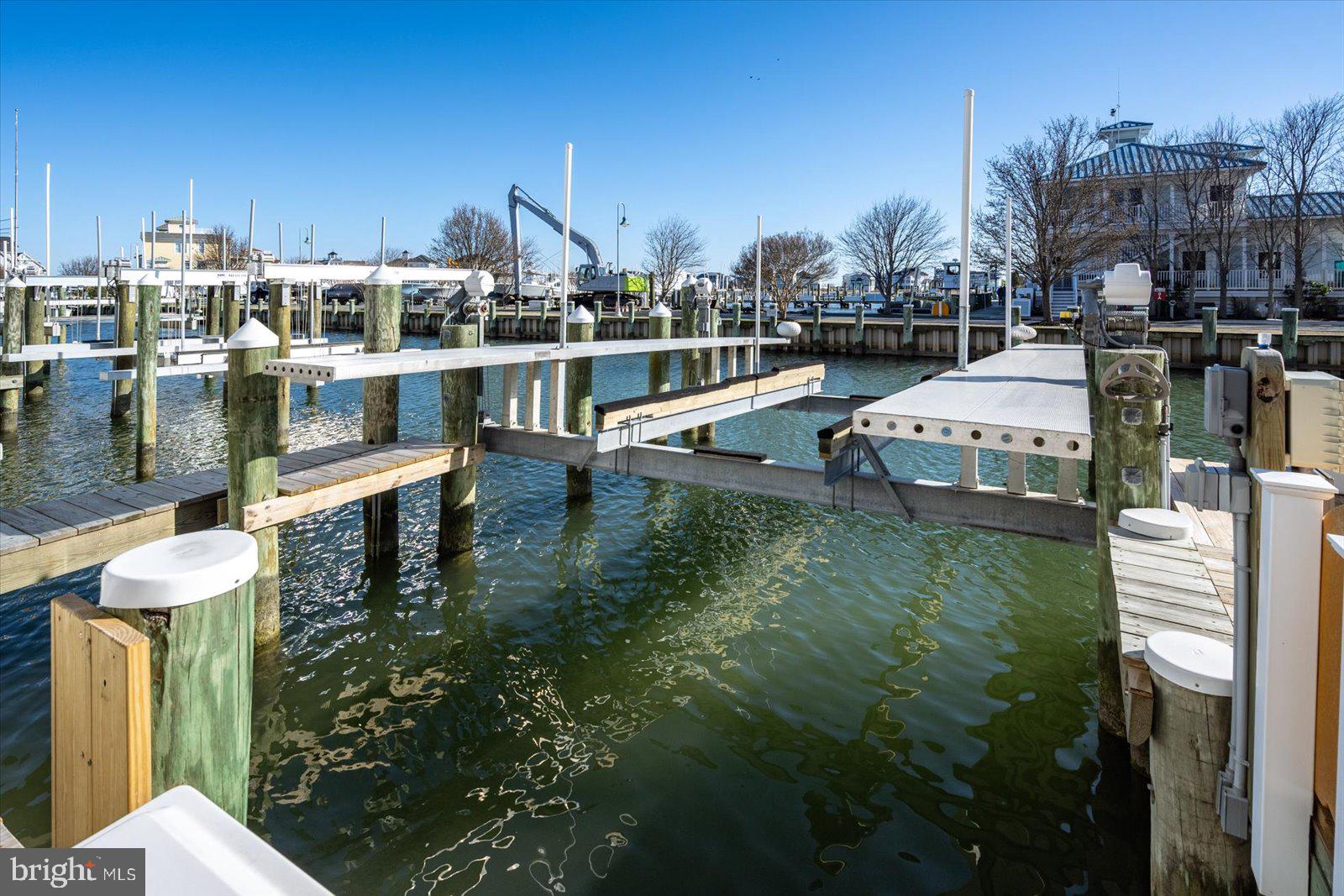 ESTATES AT INLET ISLE - Residential