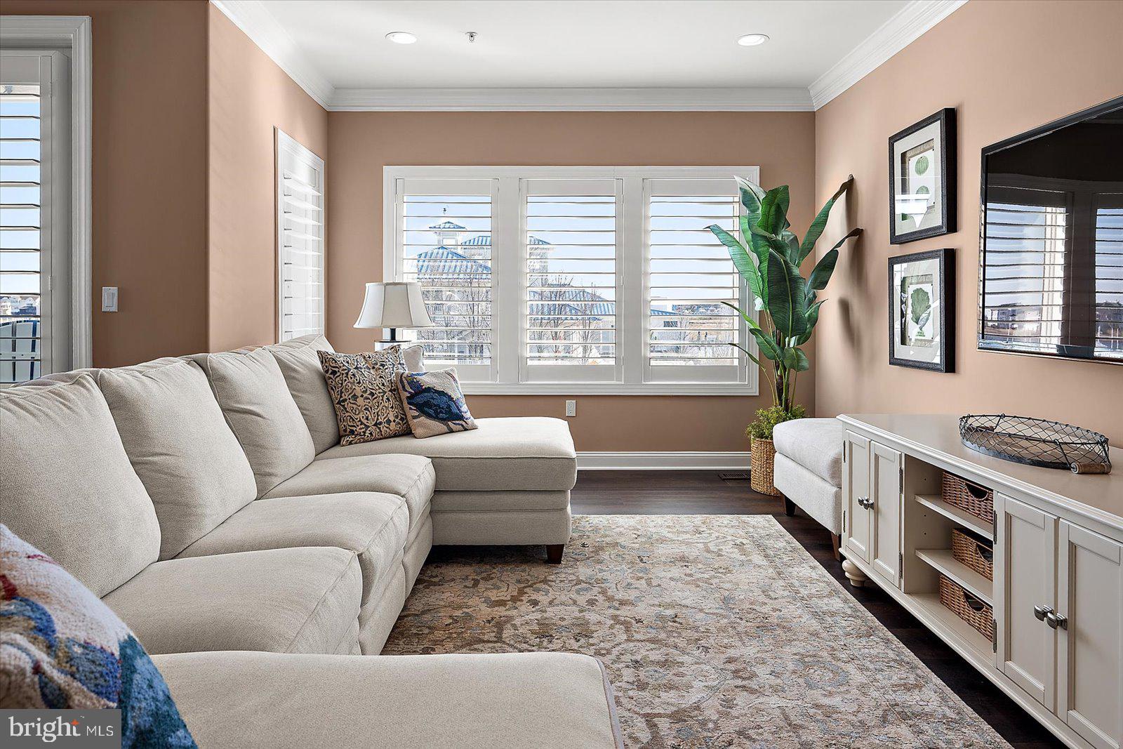 ESTATES AT INLET ISLE - Residential