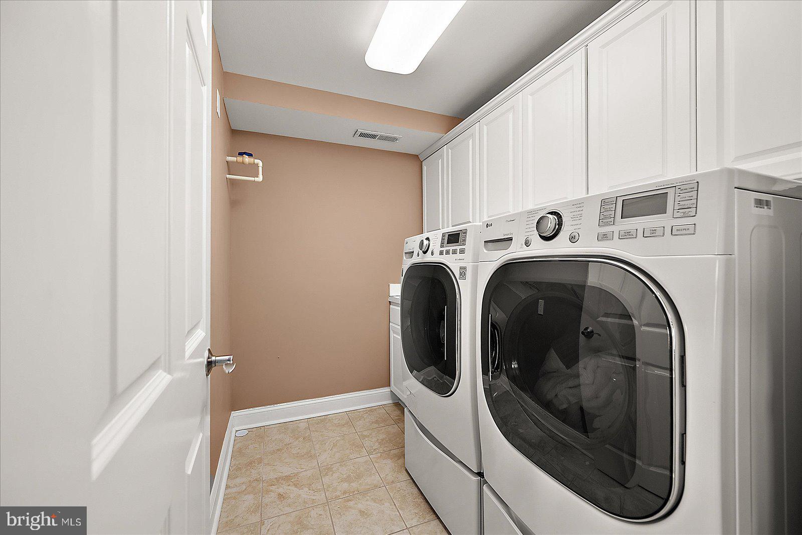 ESTATES AT INLET ISLE - Residential