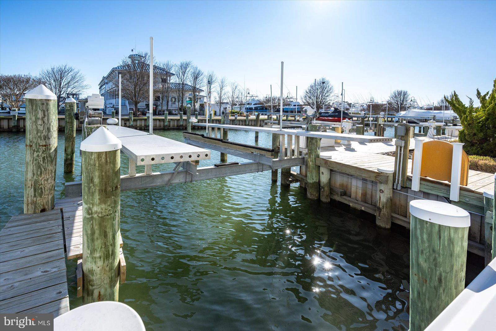 ESTATES AT INLET ISLE - Residential