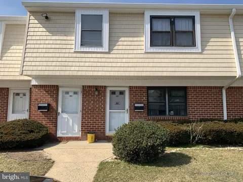 1012 Silver Court, Hamilton, NJ MLS: NJME2058354