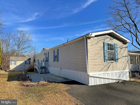 315 ASHFORD LANE HEREFORD PA 18056