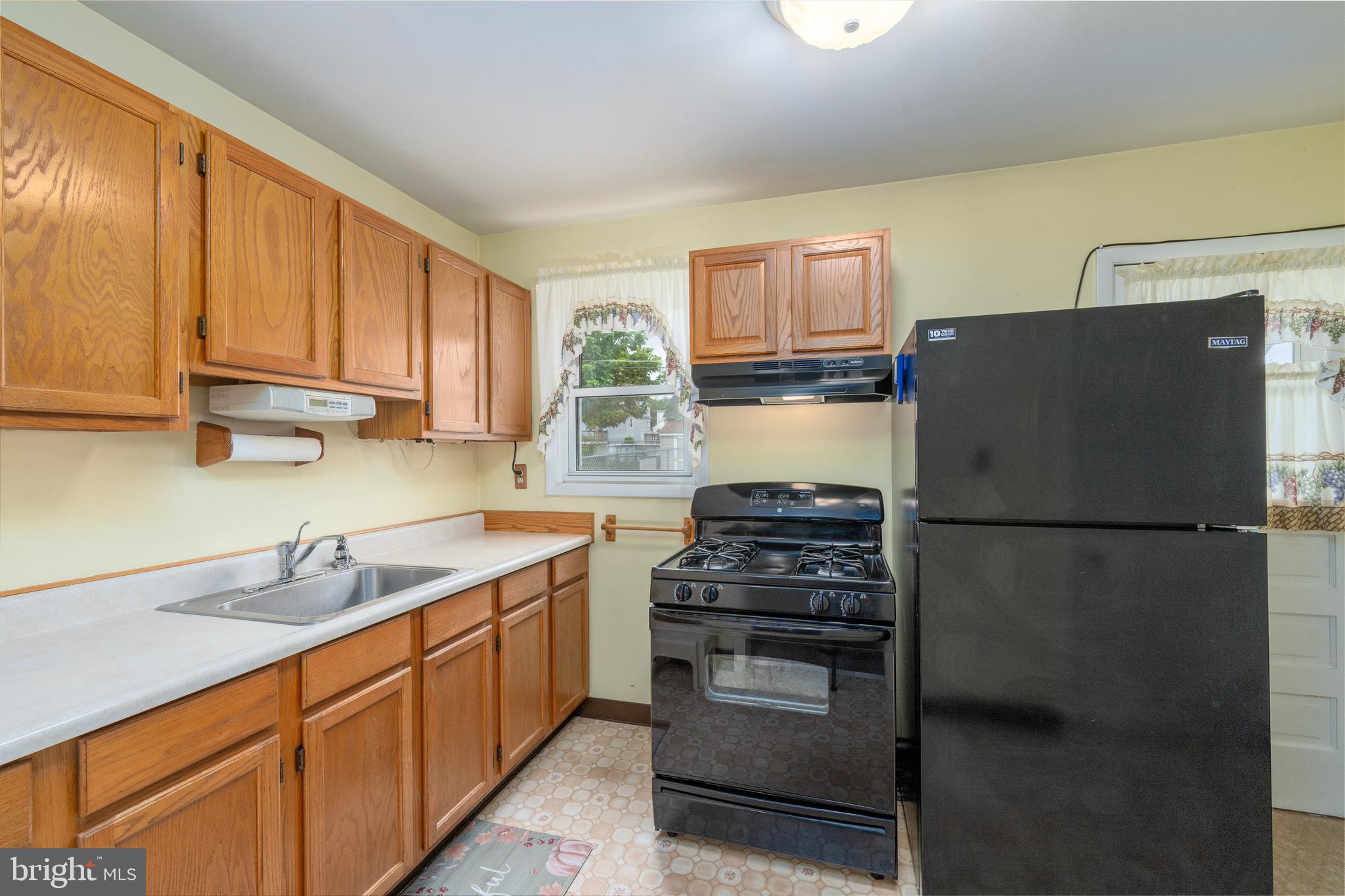 MAPLE RIDGE - Residential