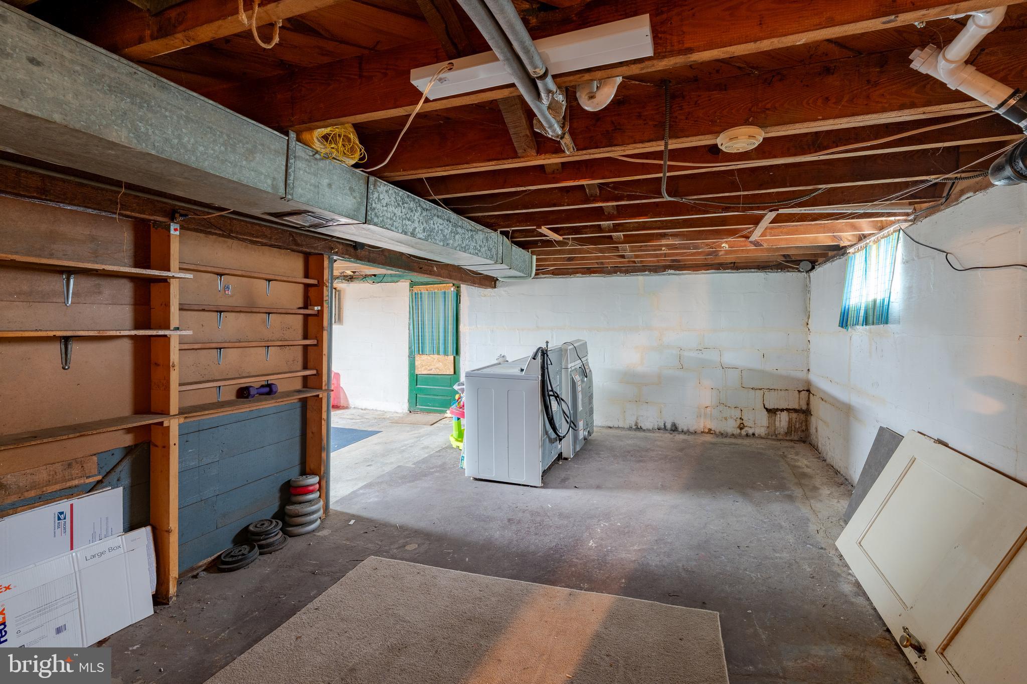 MAPLE RIDGE - Residential