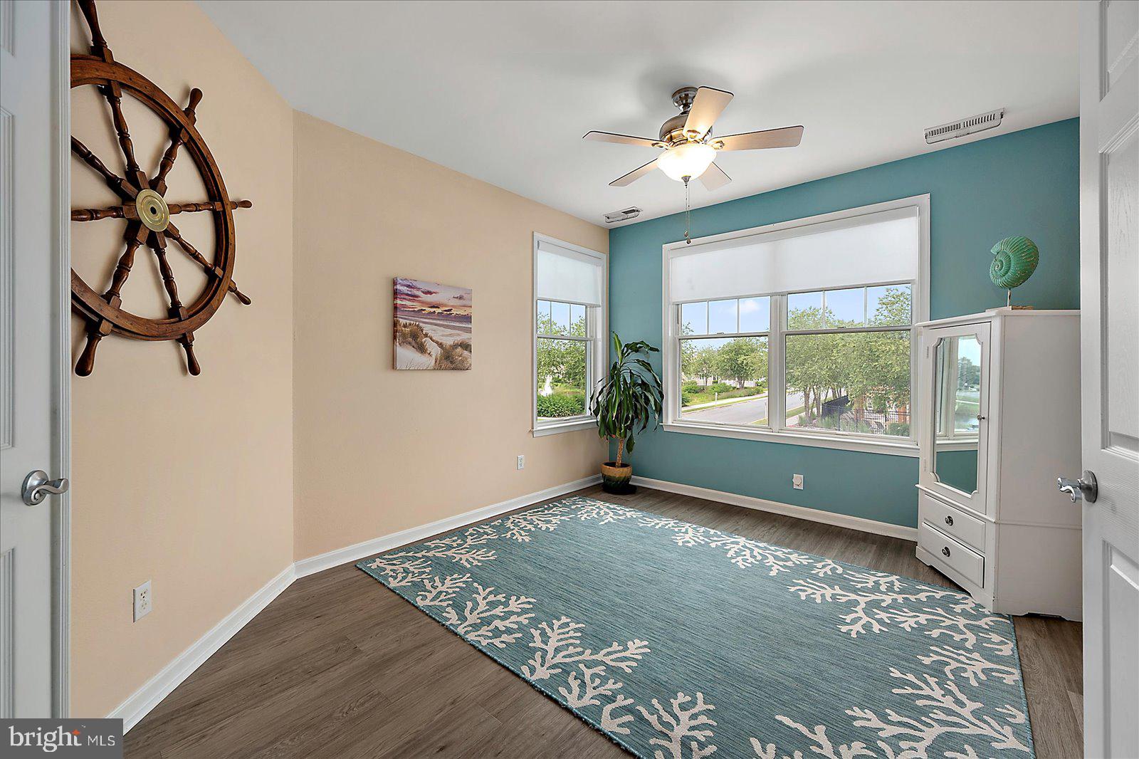 BAYSIDE - Residential