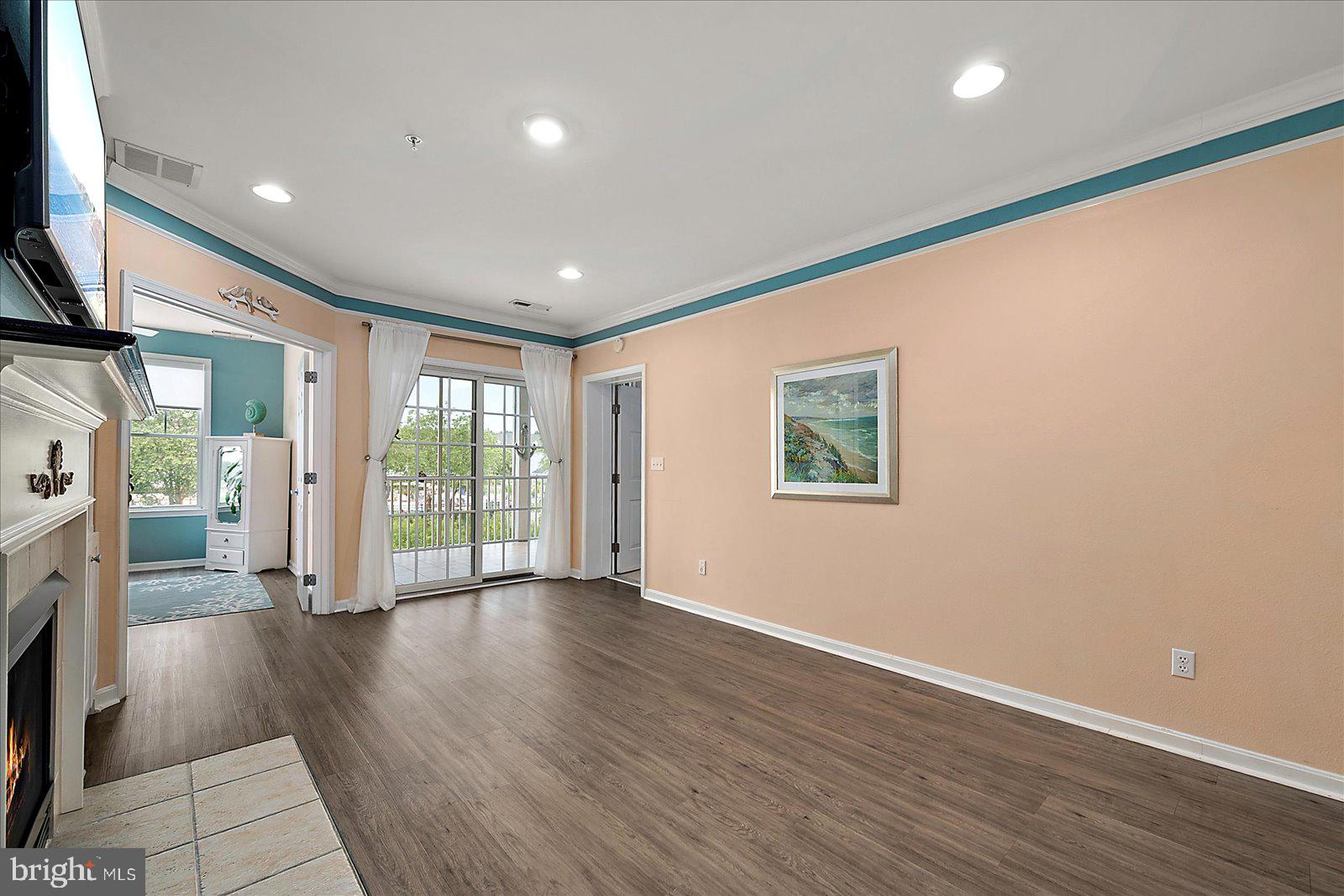 BAYSIDE - Residential