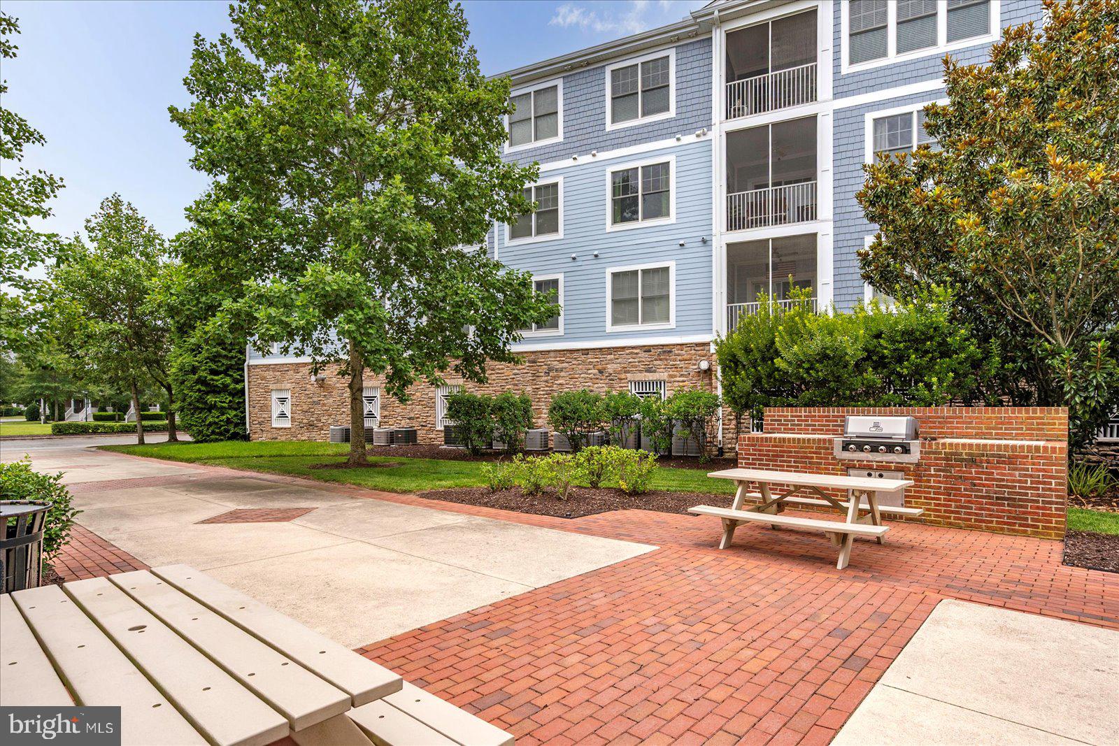 BAYSIDE - Residential