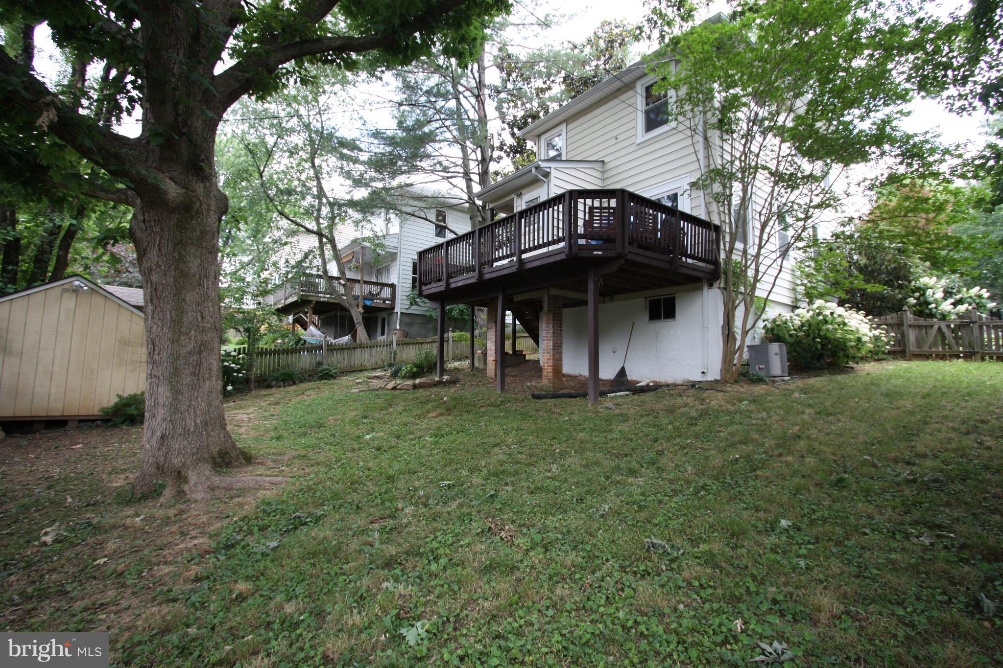 IDLEWYLDE - Residential Lease