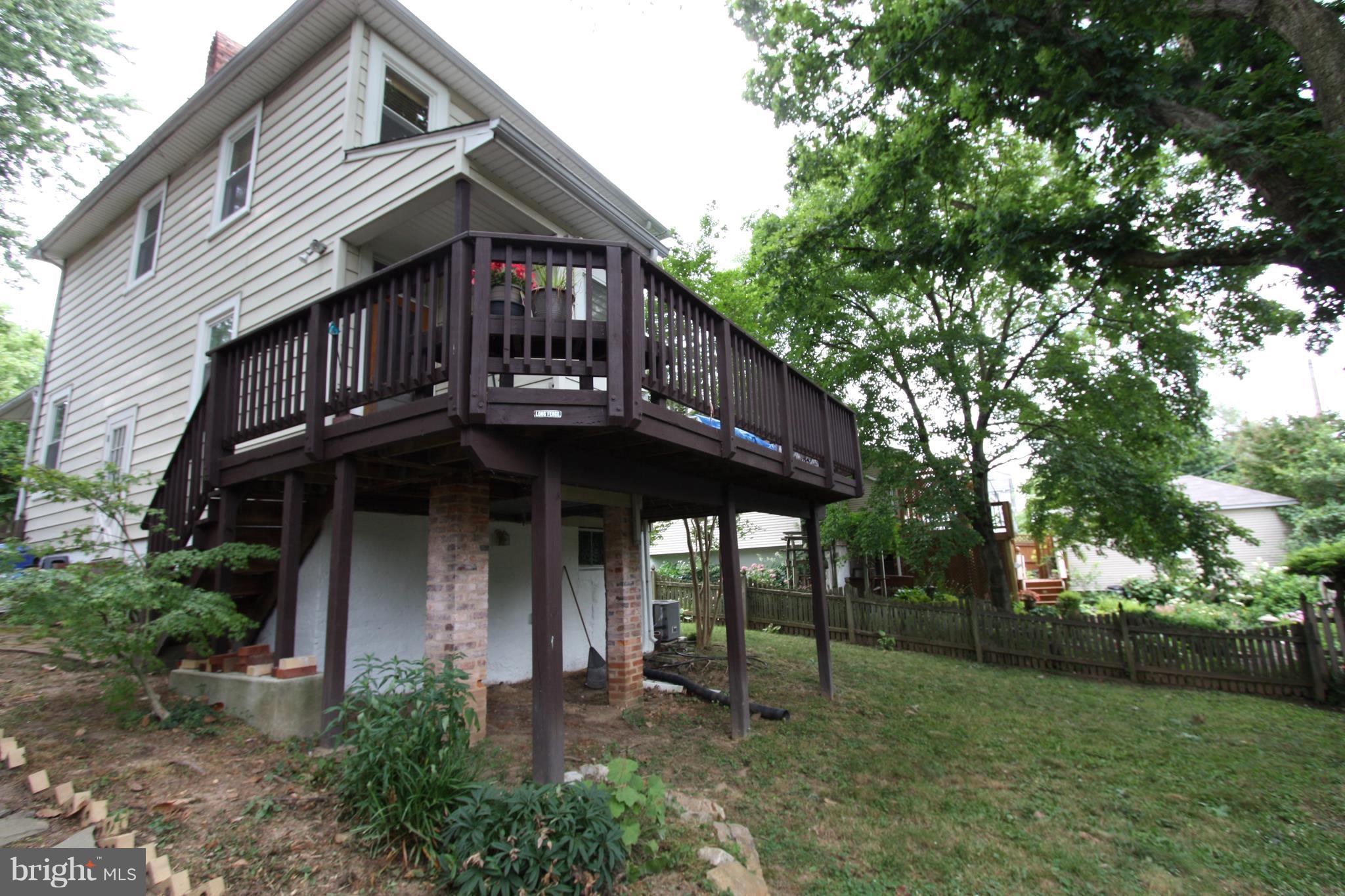 IDLEWYLDE - Residential Lease