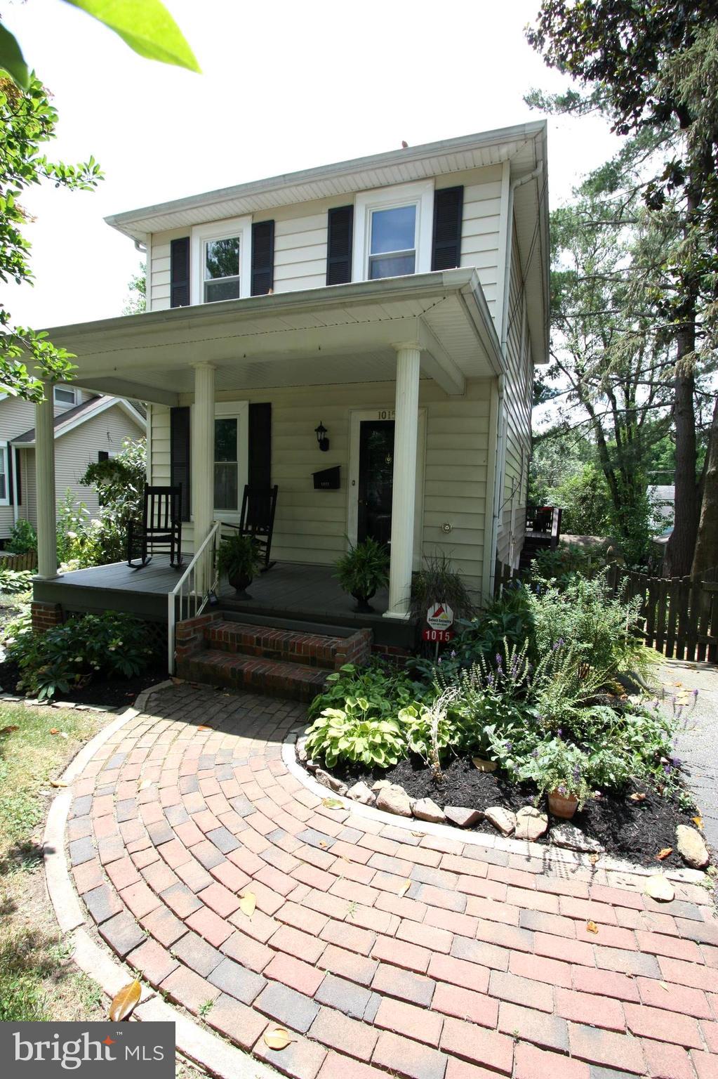 IDLEWYLDE - Residential Lease