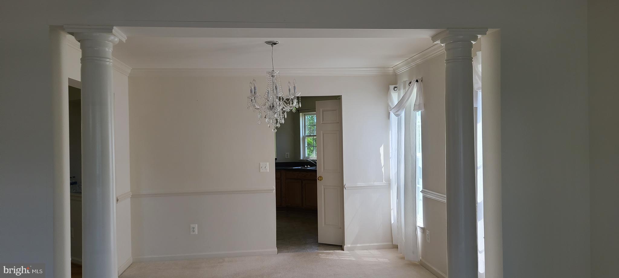 RIVERDALE - Residential Lease