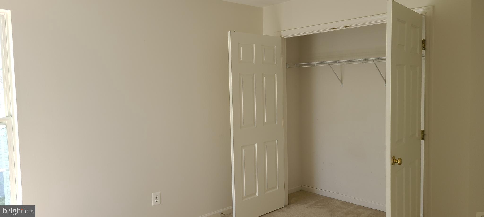 RIVERDALE - Residential Lease