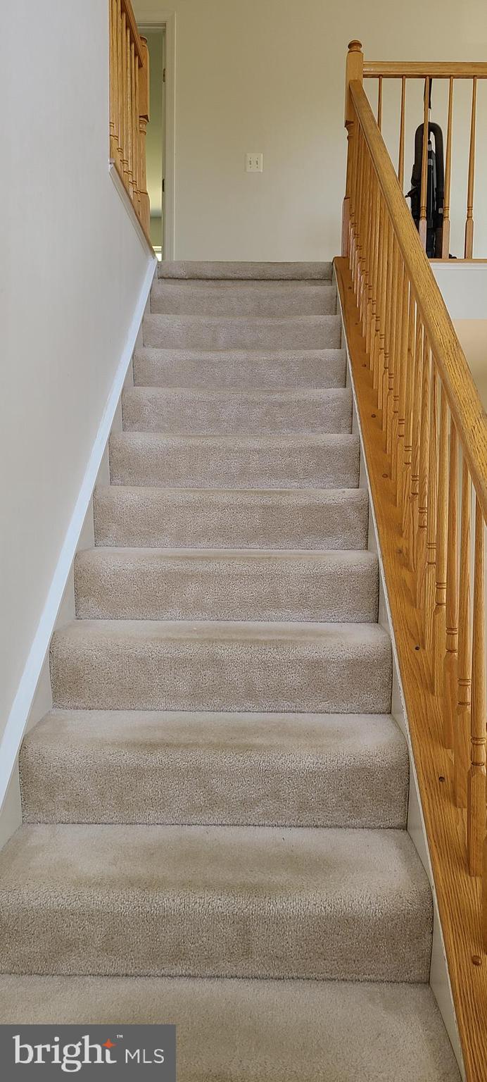 RIVERDALE - Residential Lease