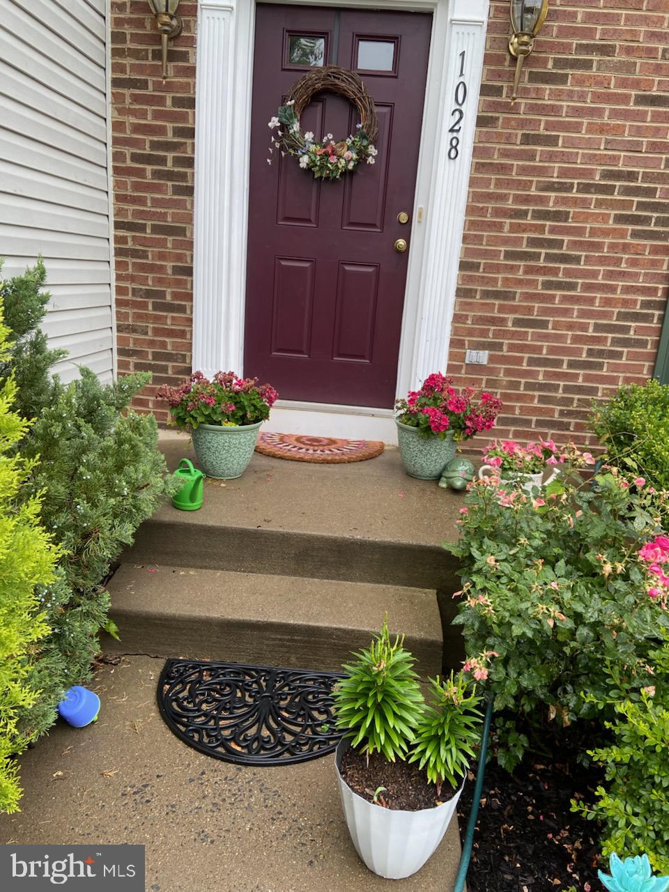 RIVERDALE - Residential Lease