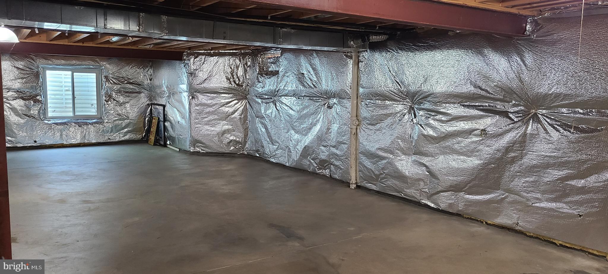 RIVERDALE - Residential Lease