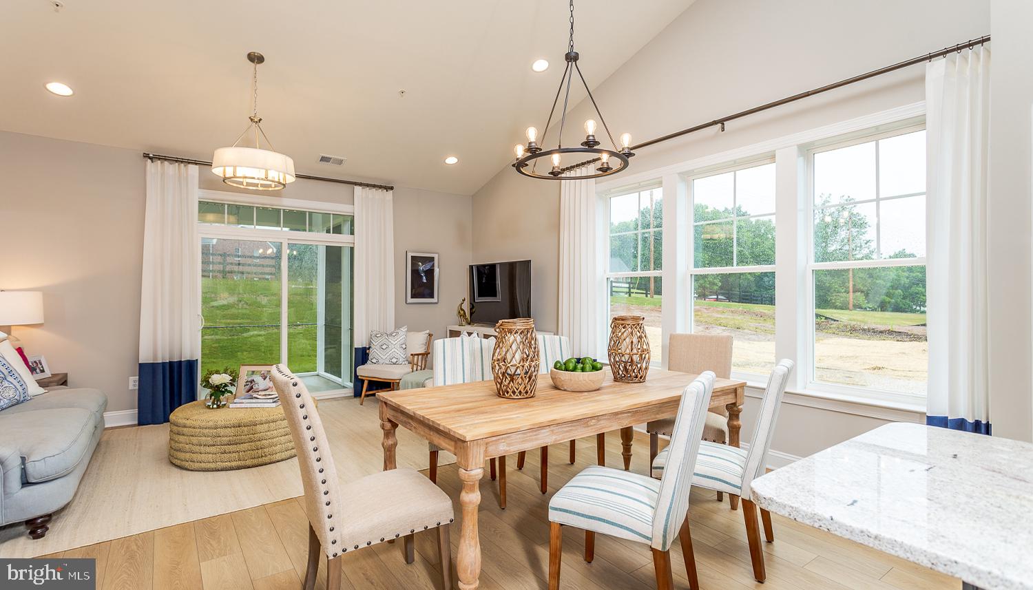 ROSEHILL MANOR - Residential